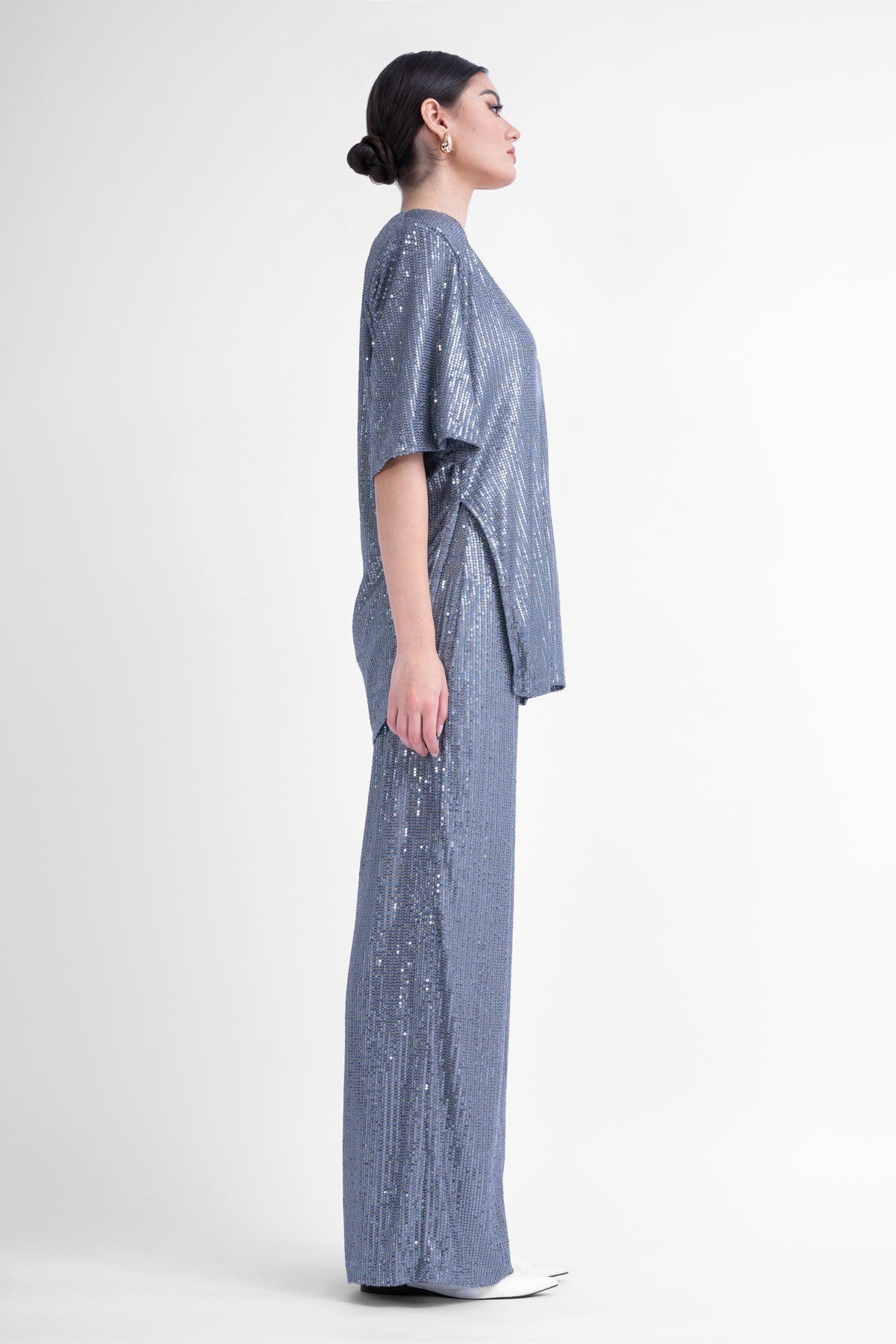 Oversized grey sequined blouse with side slit