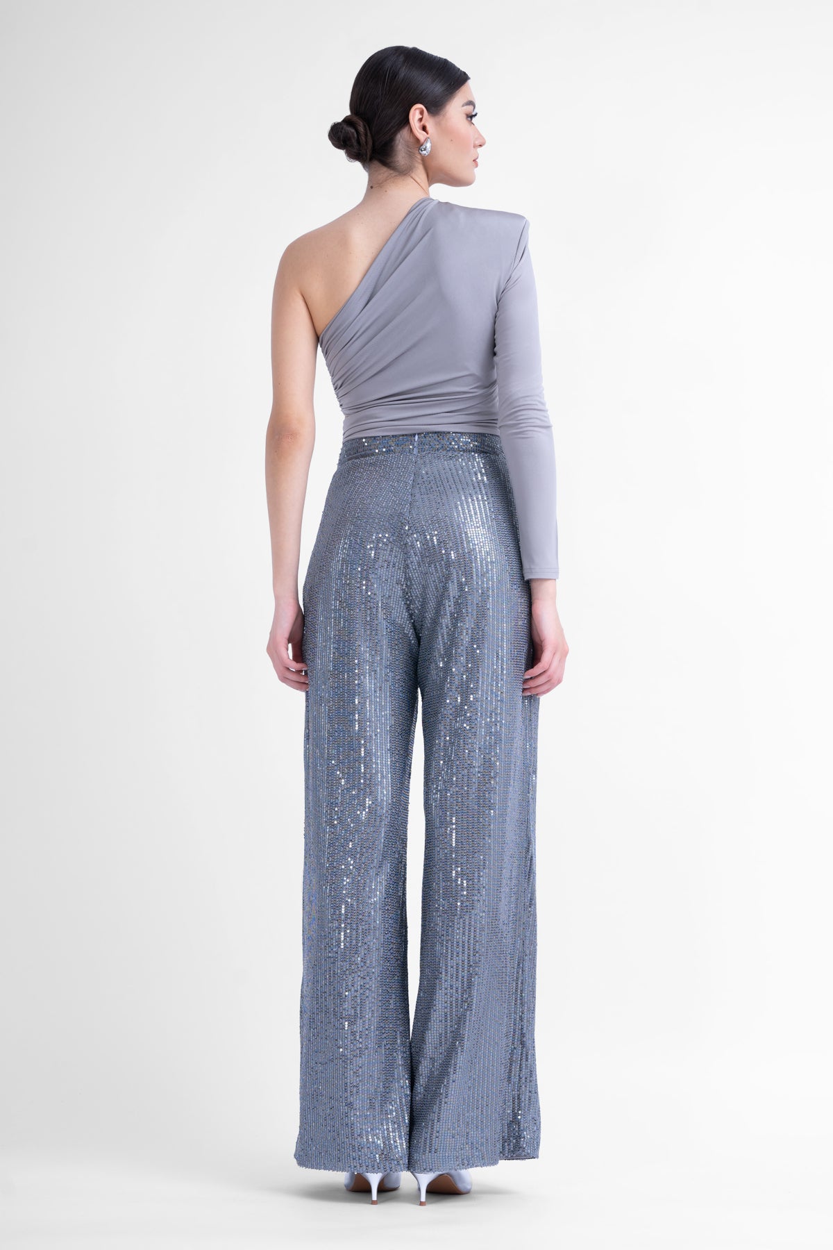 Grey asymmetrical top with scarf