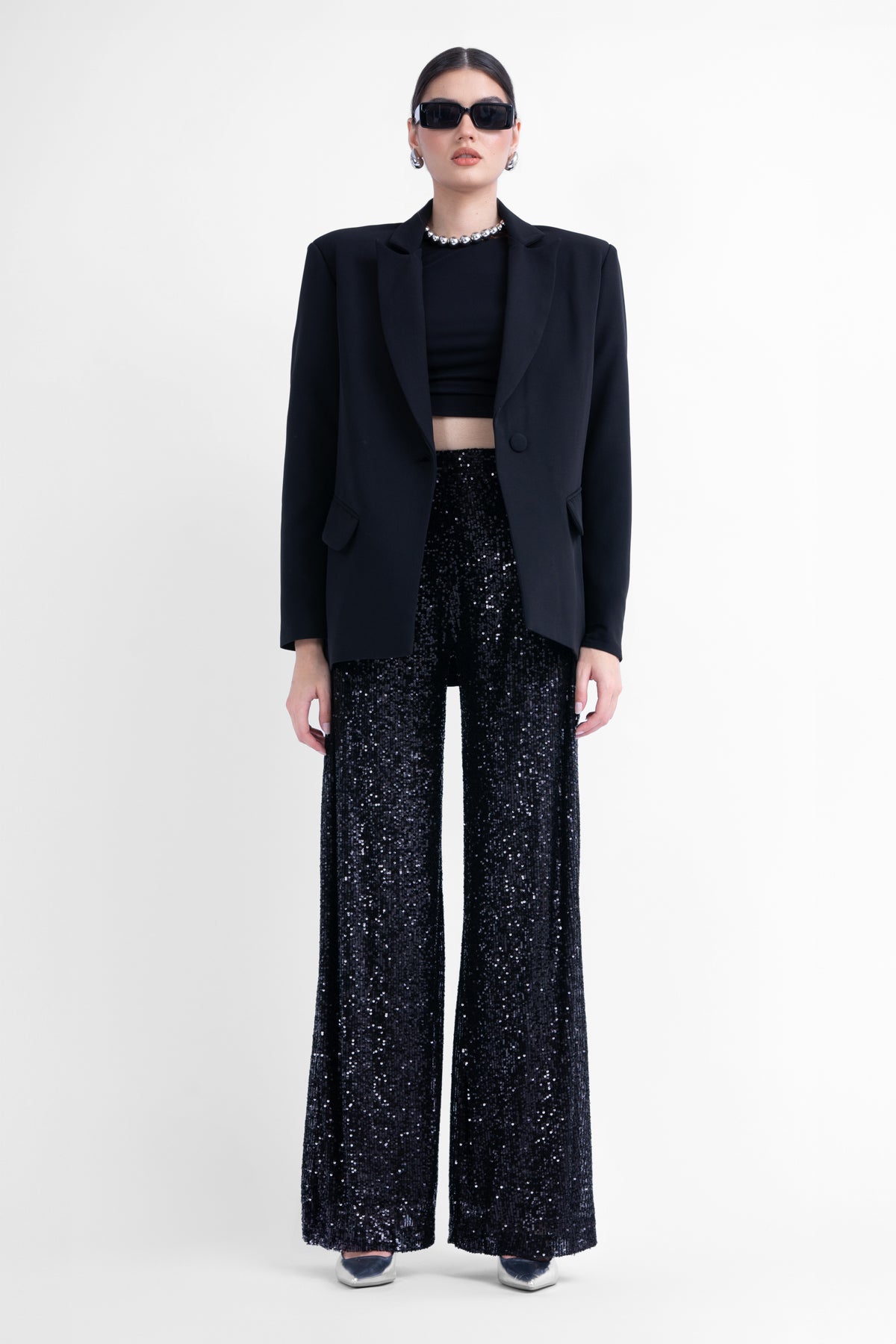 Sacou negru regular cu buzunare asimetrice