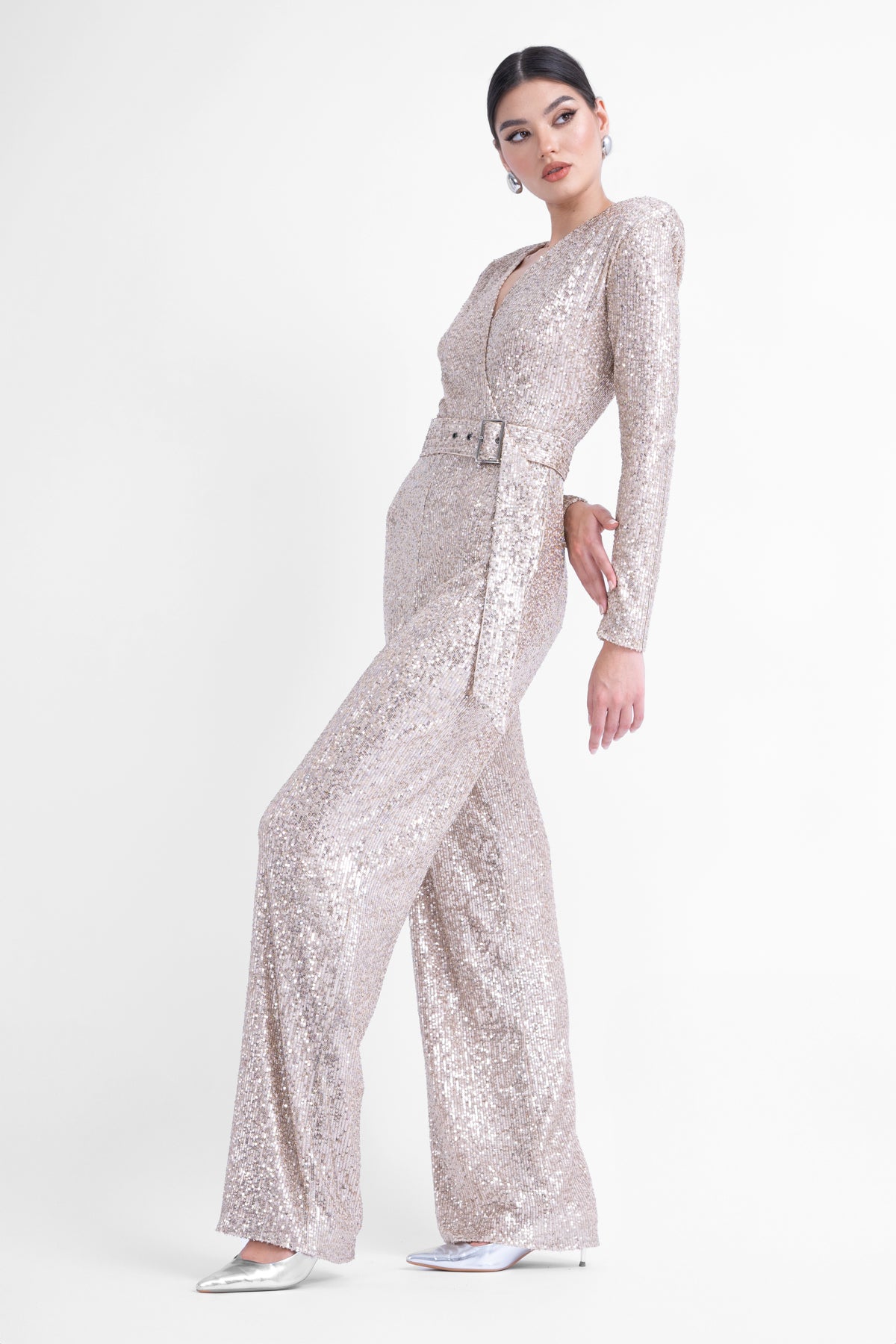 Salopeta maxi aurie din paiete cu umeri structurati si curea