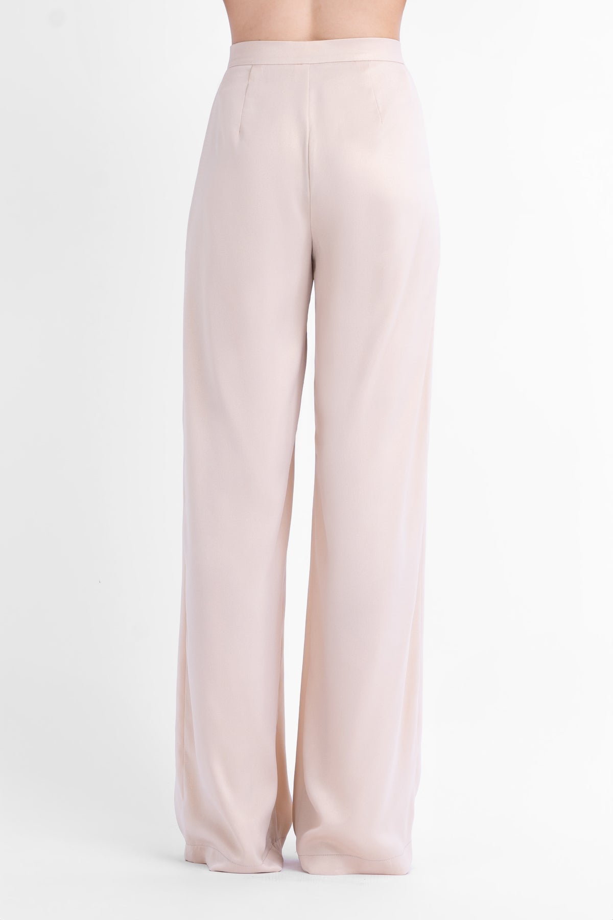 Ivoire shimmery suit with slim fit blazer and wide leg trousers