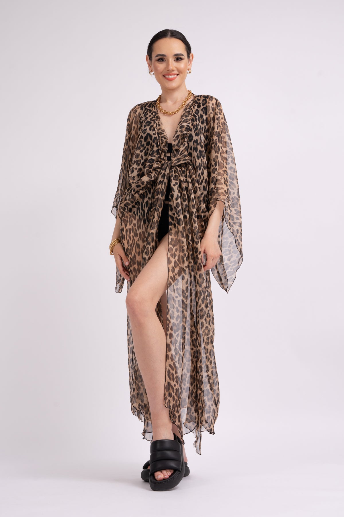 Leopard print kaftan with pleats