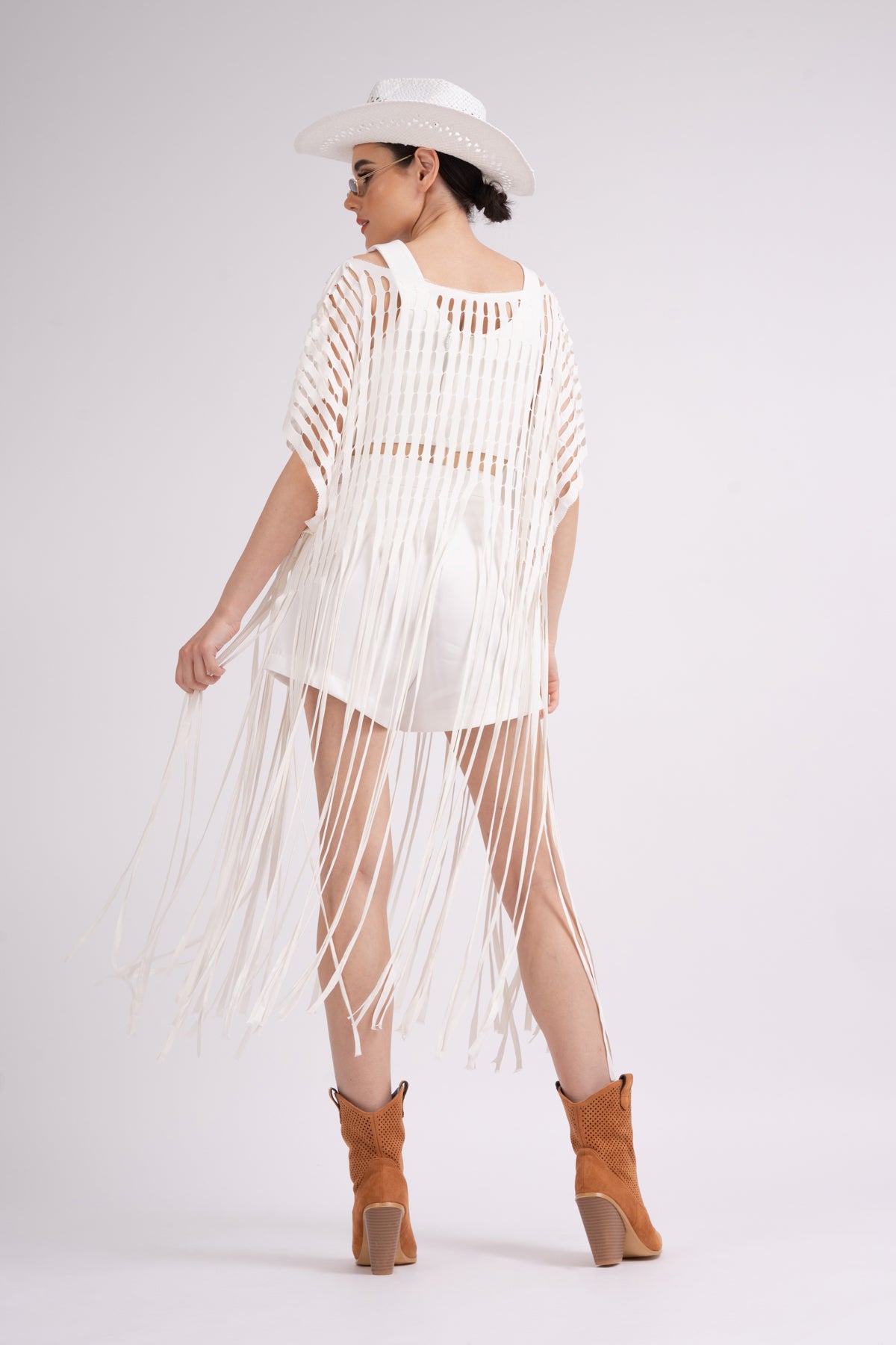 White kaftan dress with thread fringing