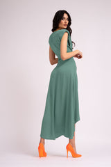 Midi mint dress with oversized shoulders and slit