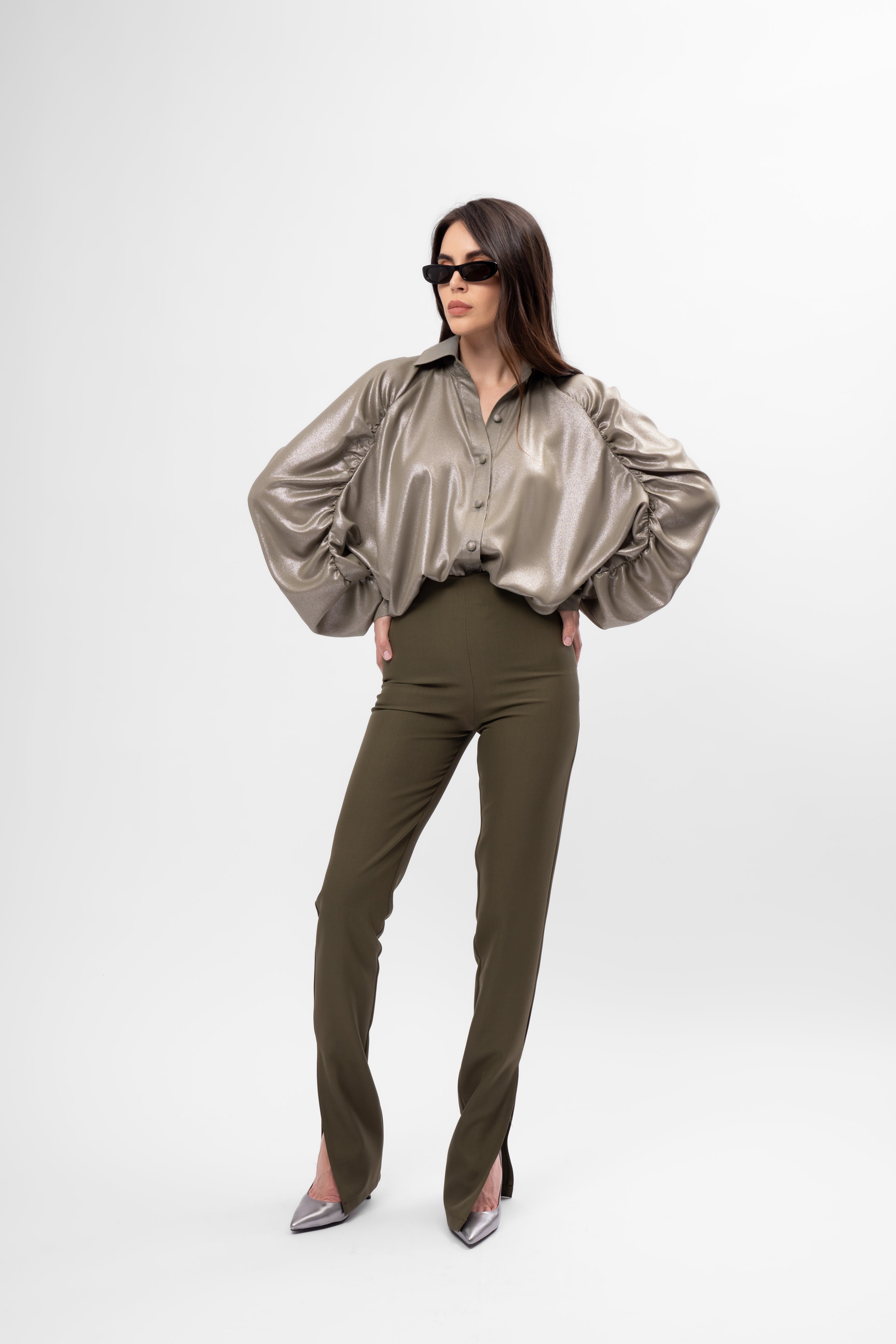 Cămașă Khaki Oversized din Material Metalizat cu Mâneci Bufante