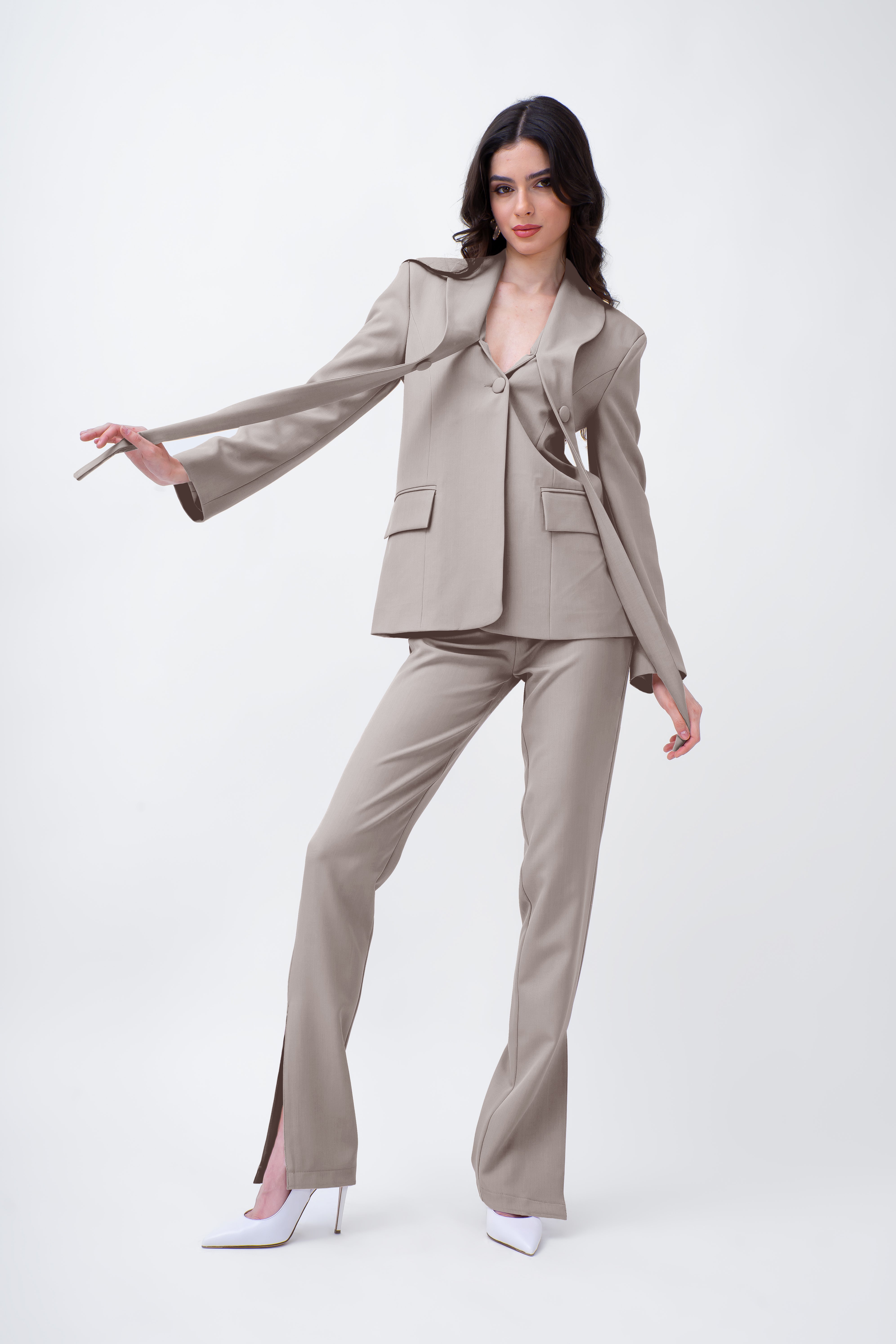 Beige Suit With Blazer And Slim Fit Trousers