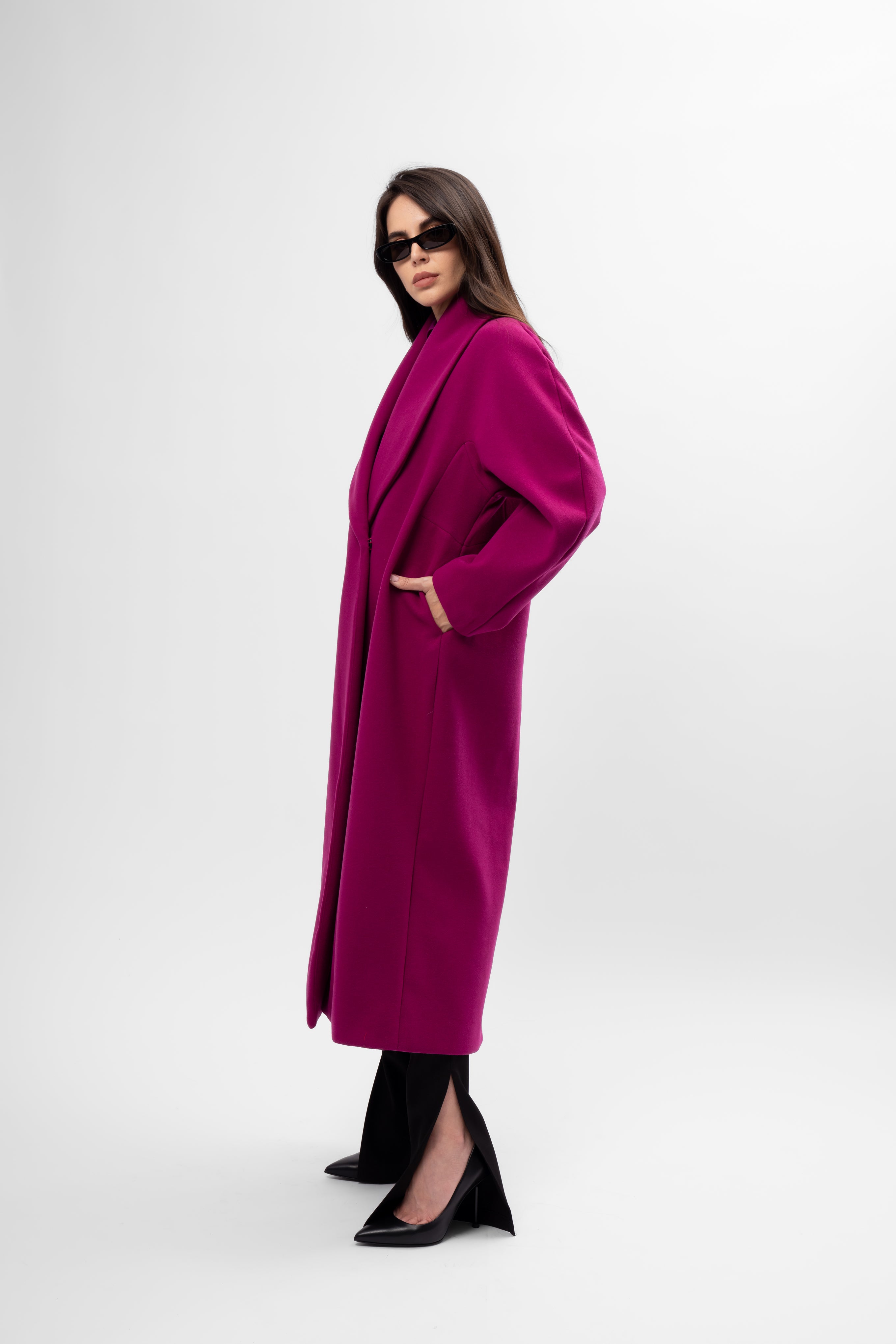 Long fuchsia coat with belt and wide lapel