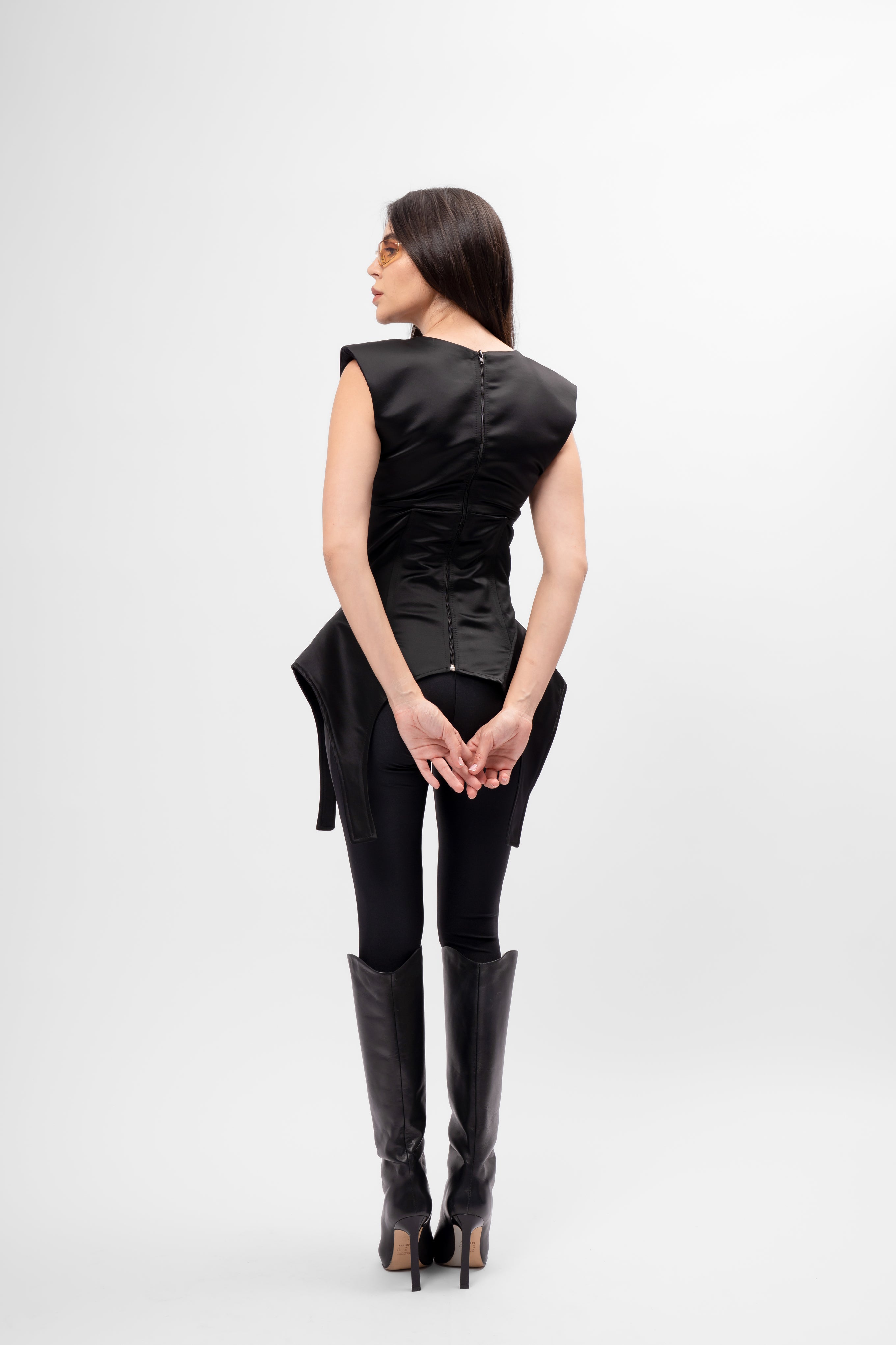 Corset Tip Porjartier din Material Satinat Negru