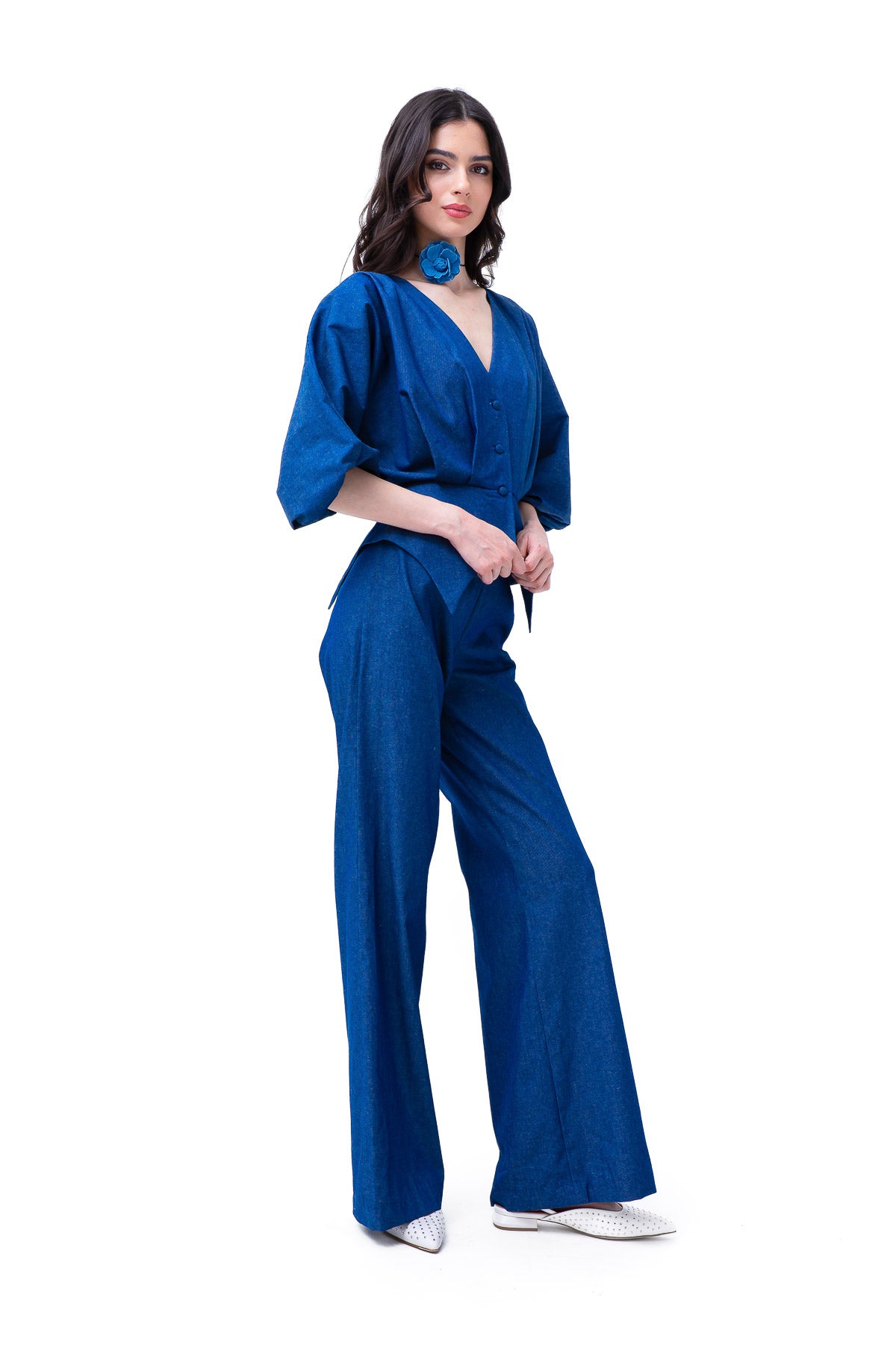 Denim Set With Blouse With Puffed Sleeves And Straight Trousers