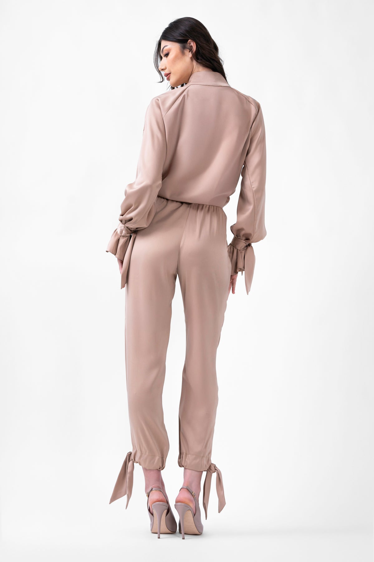 Beige Set With Blouse And Trousers With Bows