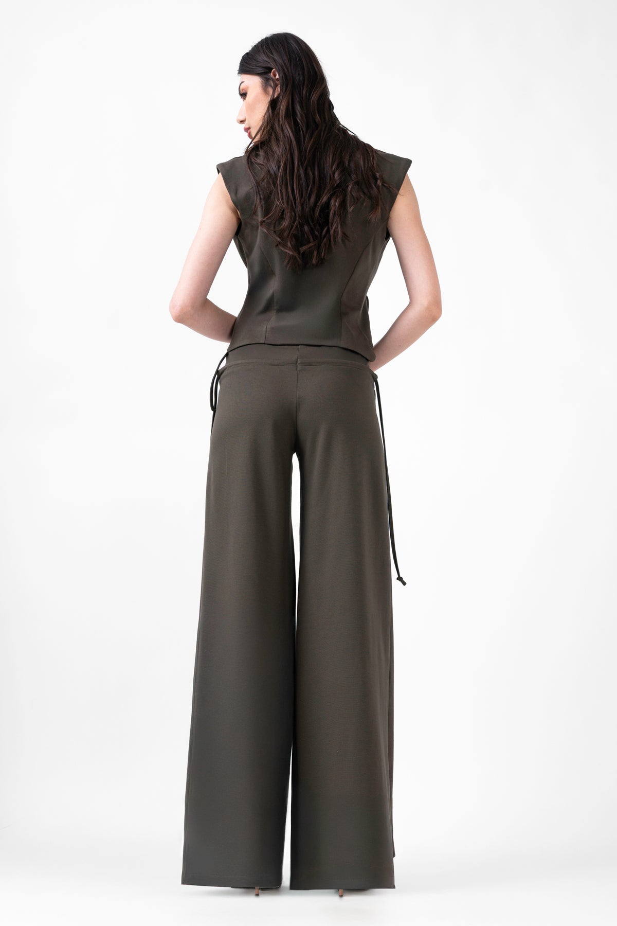 Khaki Set With Vest And Trousers With Laces