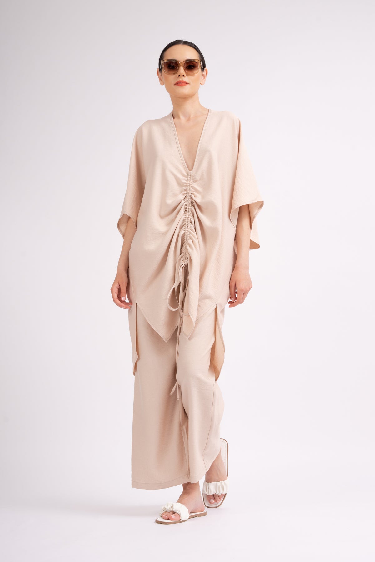 Nude set with blouse and culottes trousers