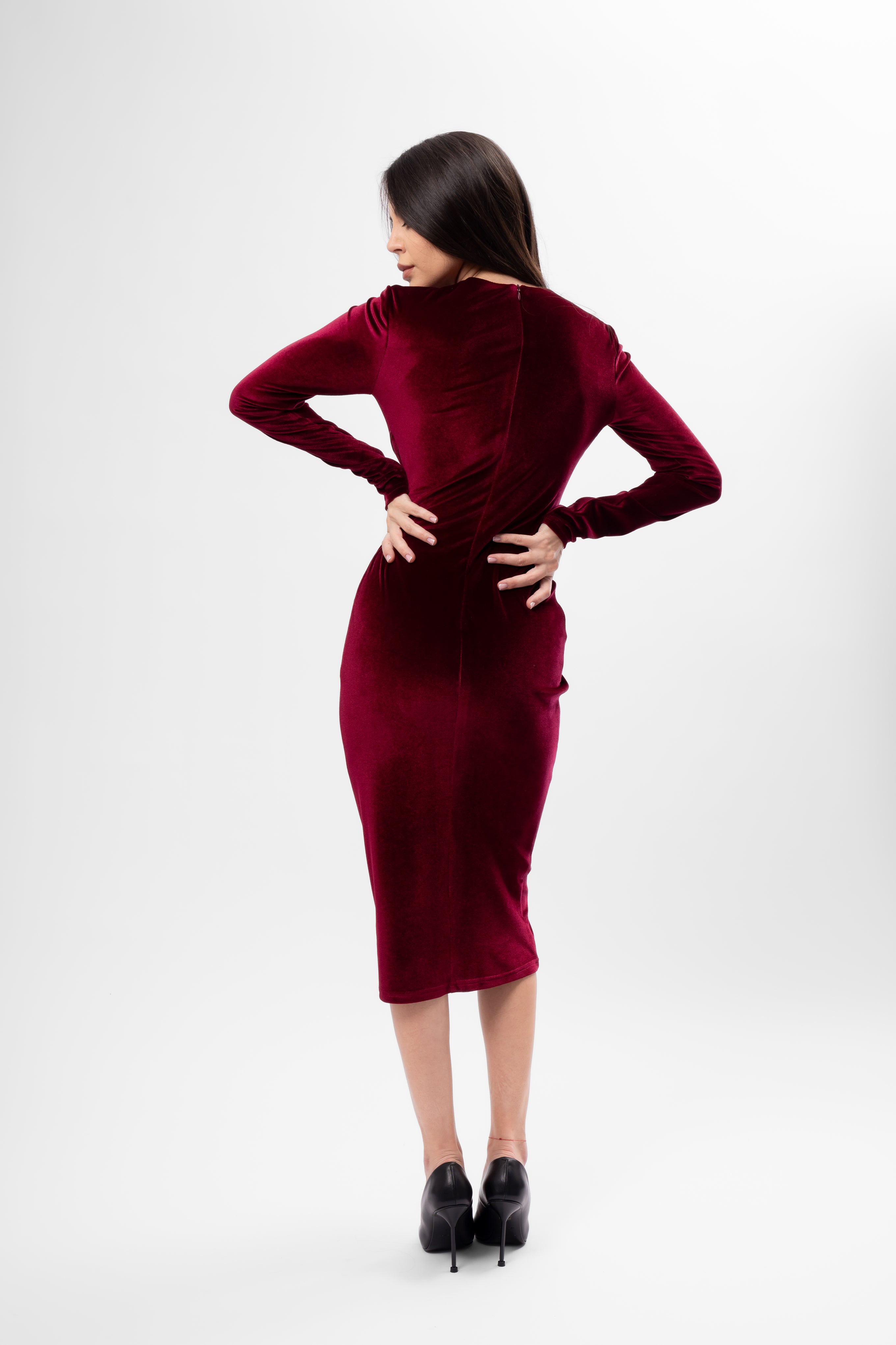 Rochie burgundy din catifea cu corset