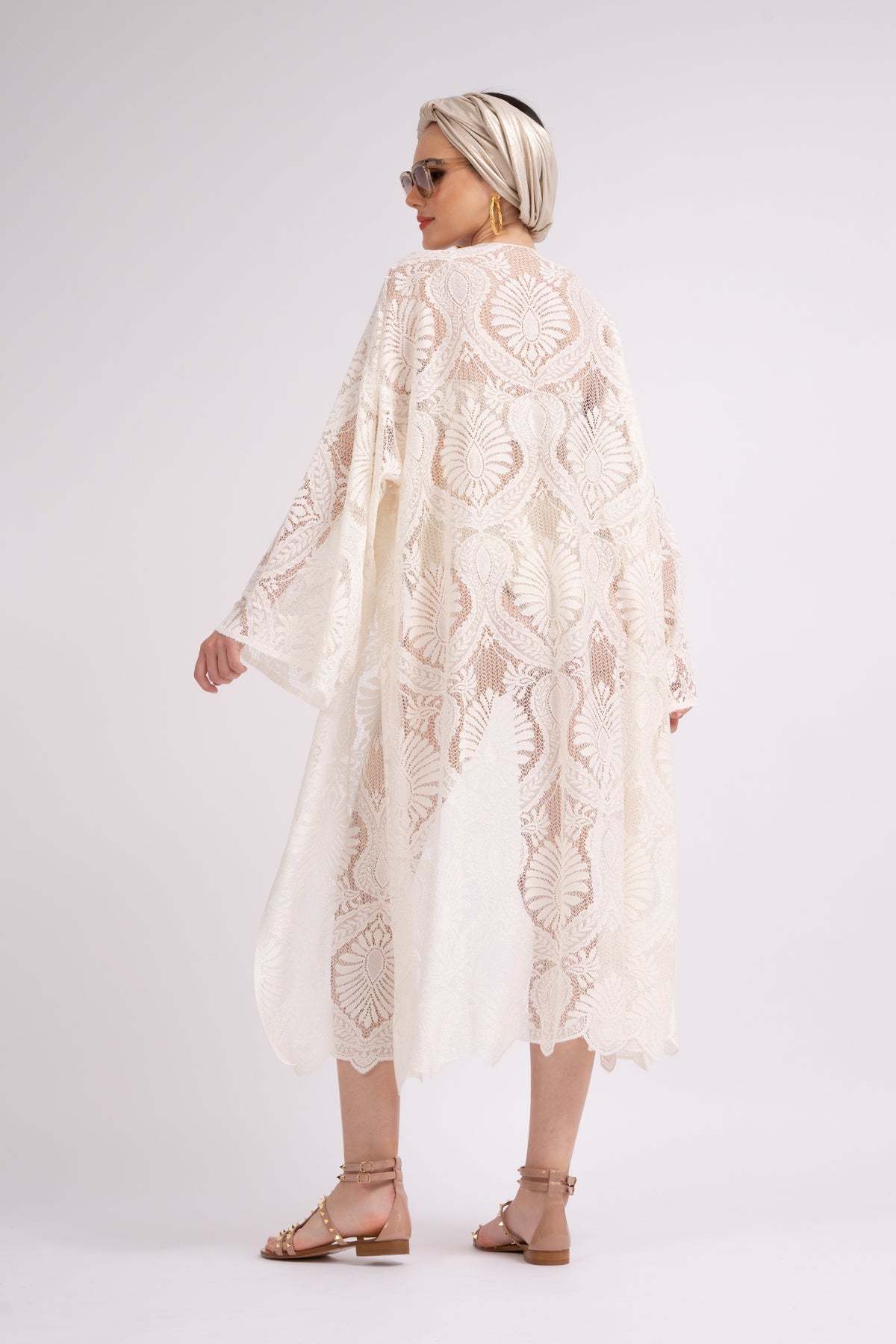 Kimono alb tip macrame