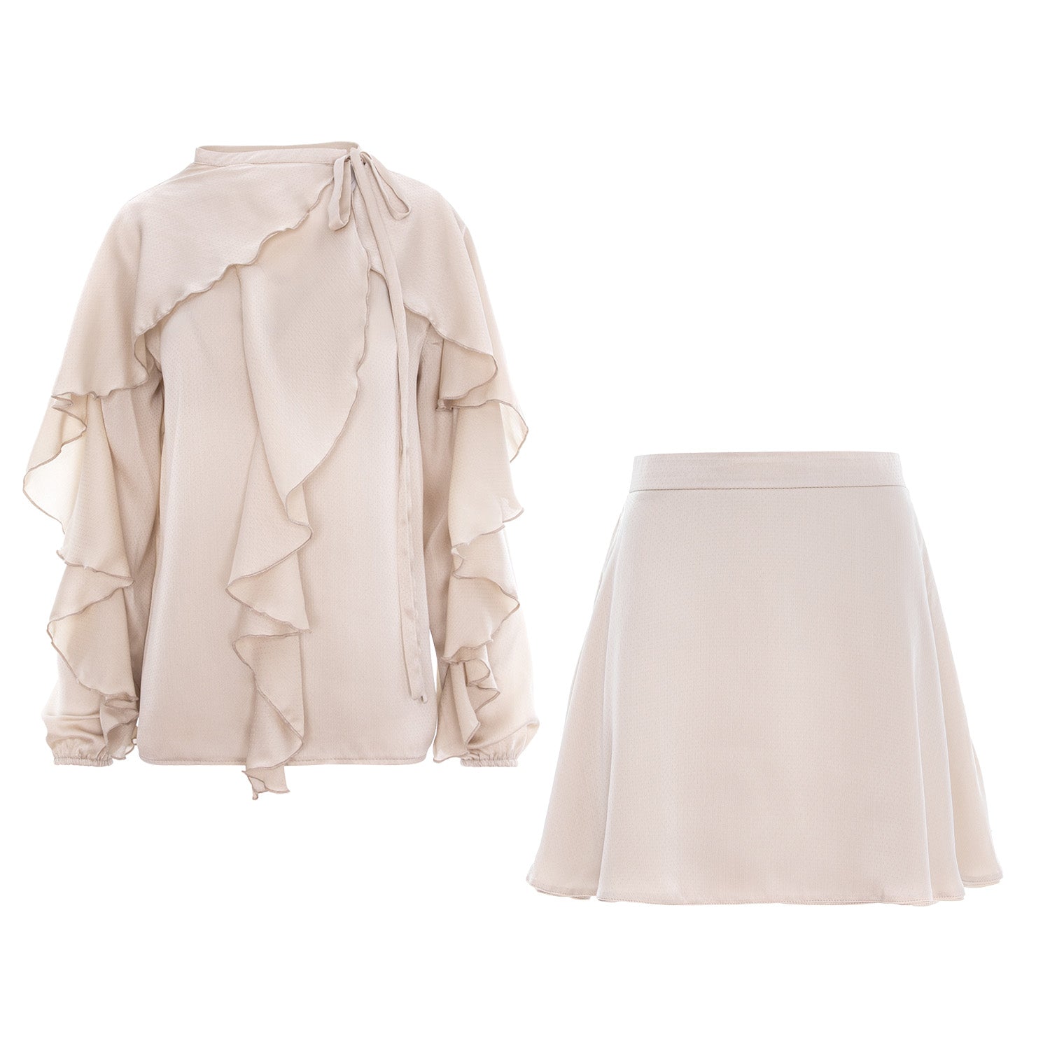 Set bej cu volane, format din două piese, și bluză cu nod la gât