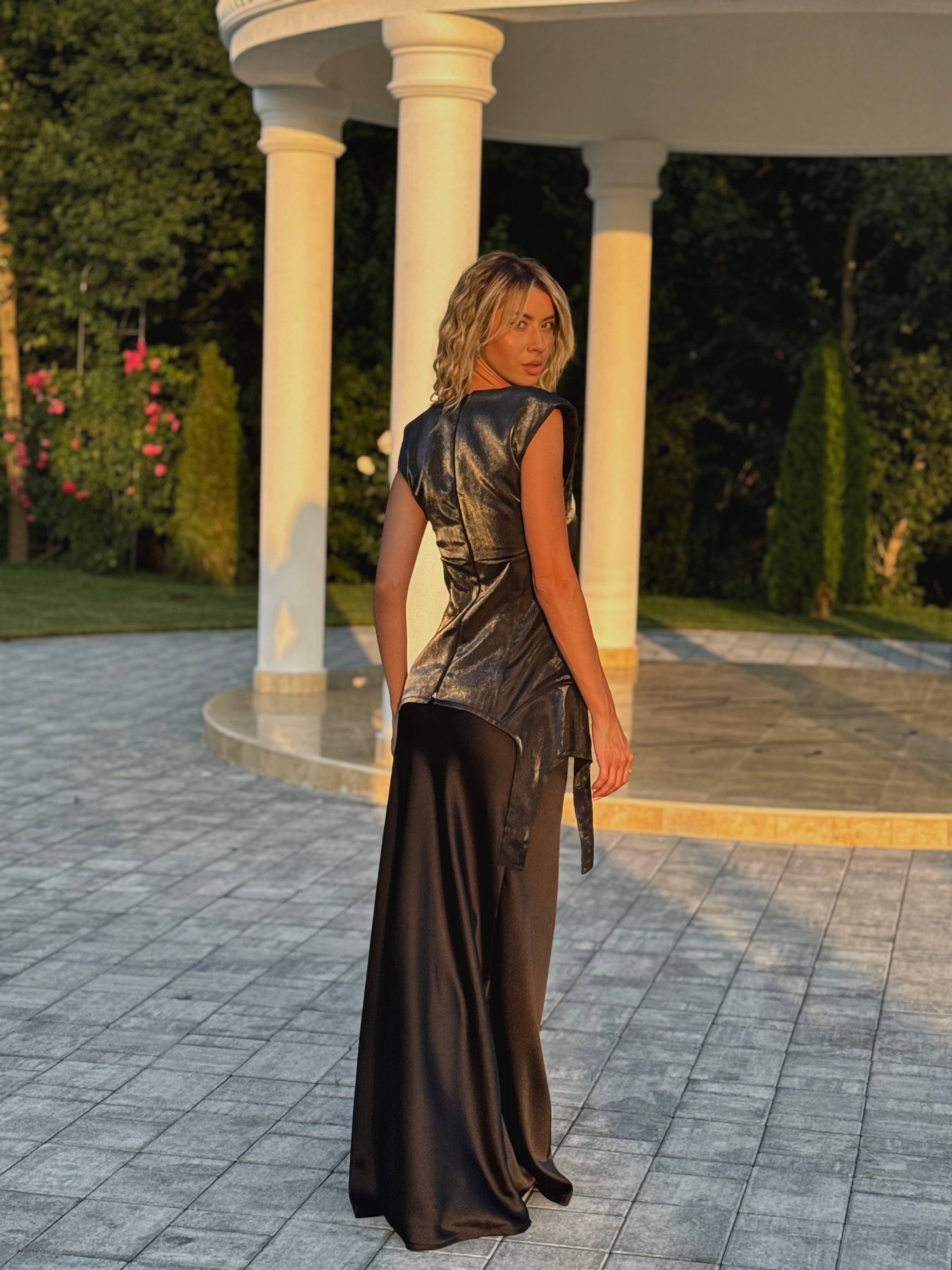 Corset metalic negru