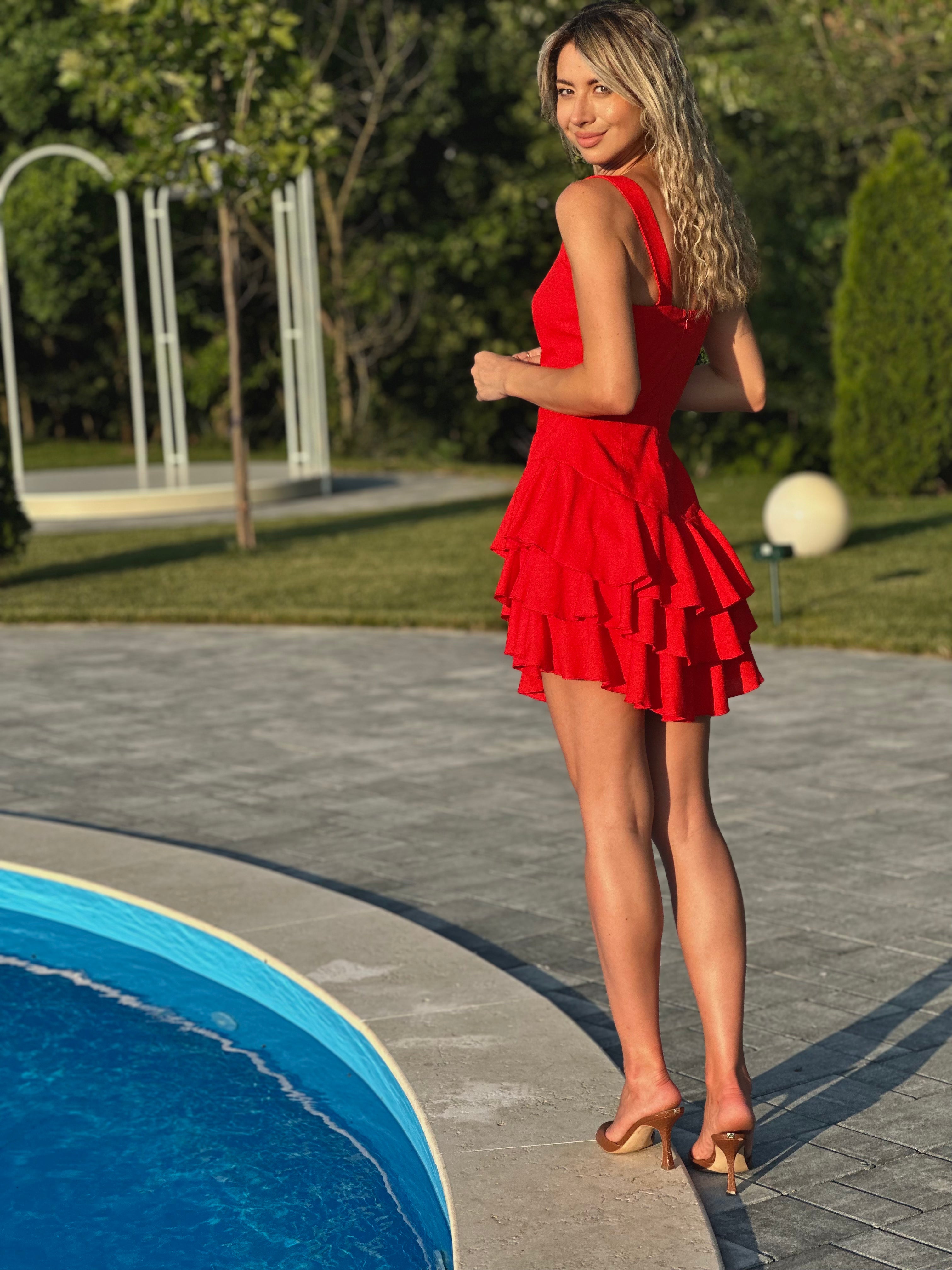 Rochie mini cu volane în straturi, Scarlet Fire