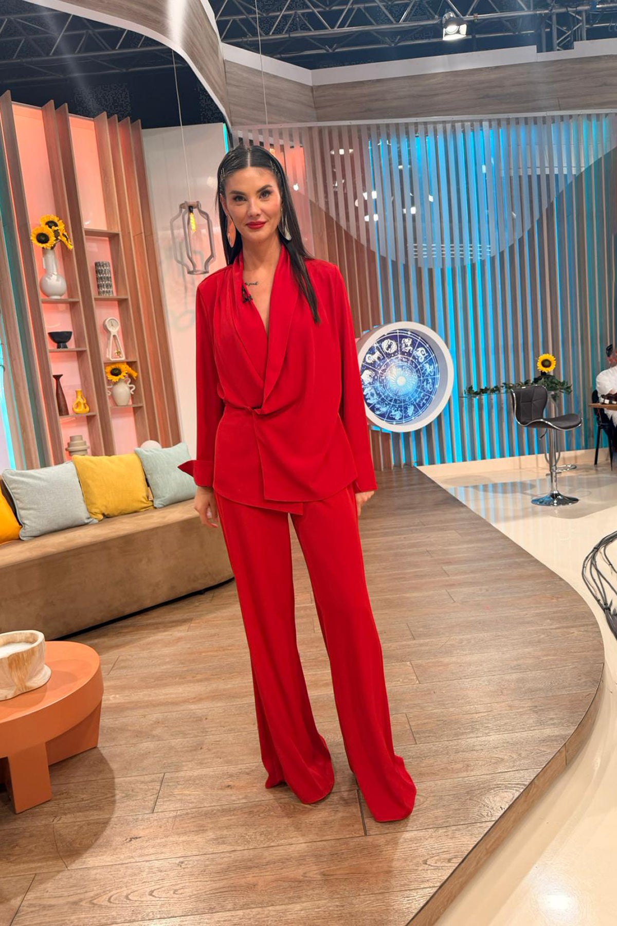 Set caramel cu sacou petrecut și pantaloni flared