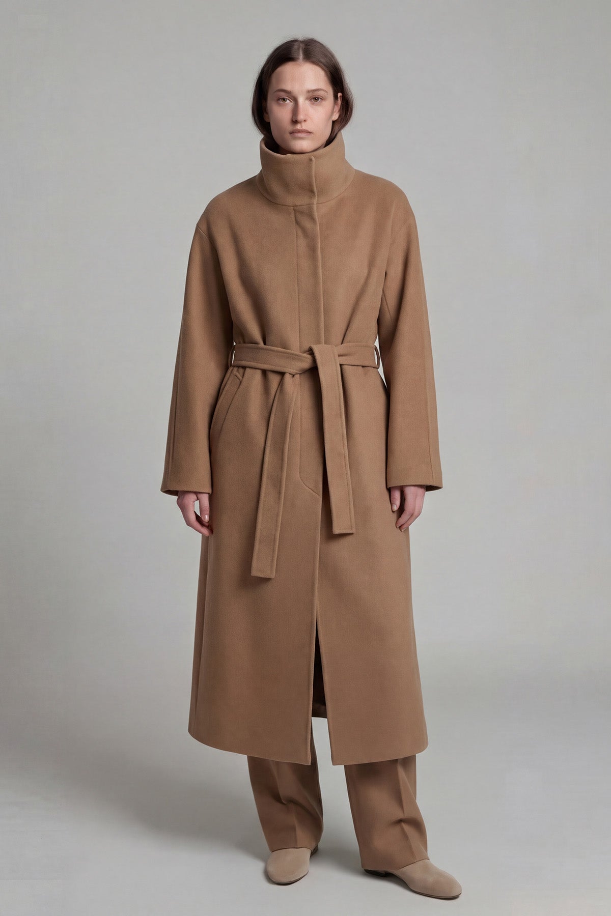 Palton lung camel cu guler înalt