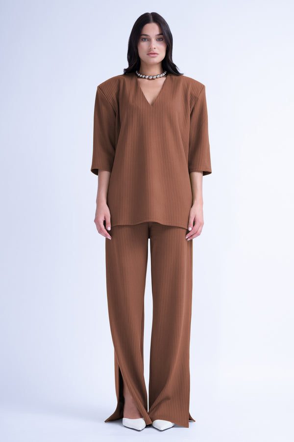 Ribbed Brown Matching Set With Blouse And Trousers With Slit