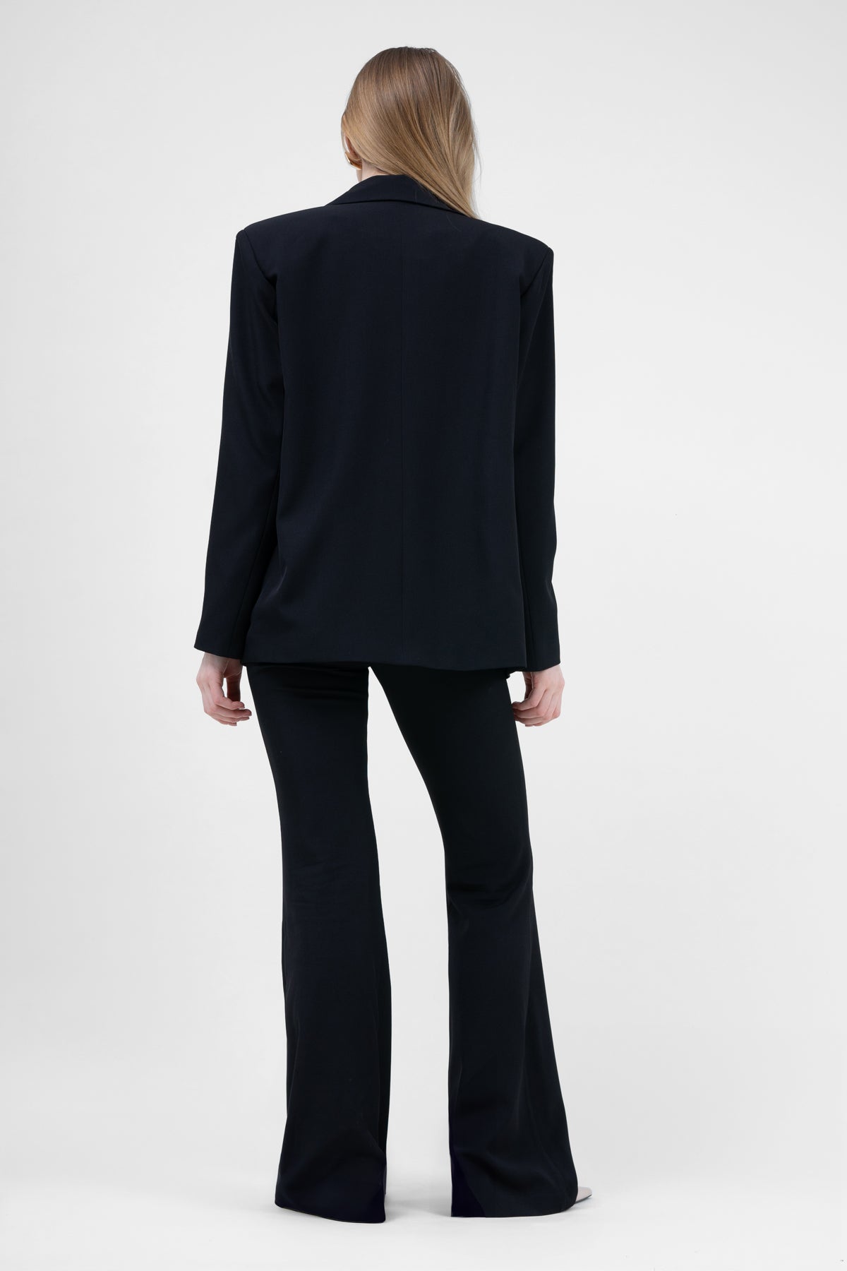 Black Suit With Regular Blazer With Double Pocket And Flared Trousers