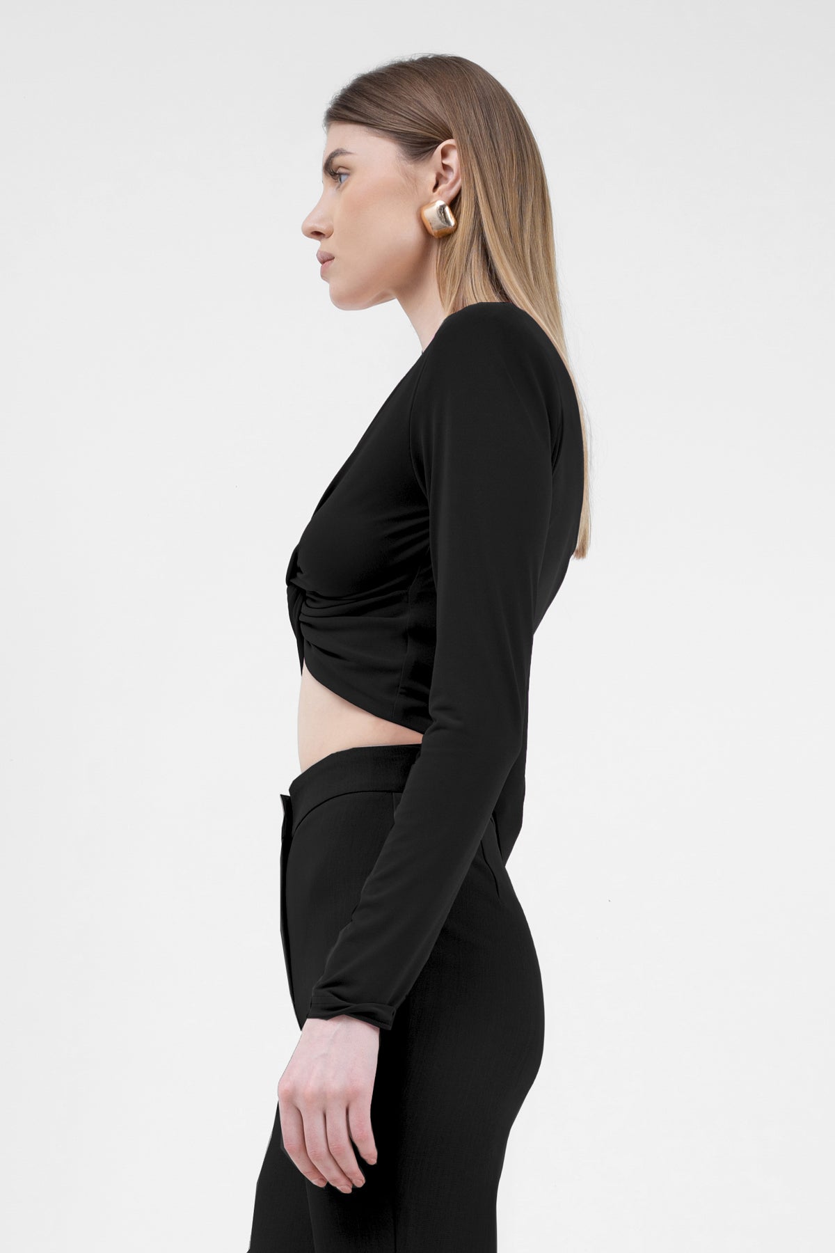 Black cropped top with knot