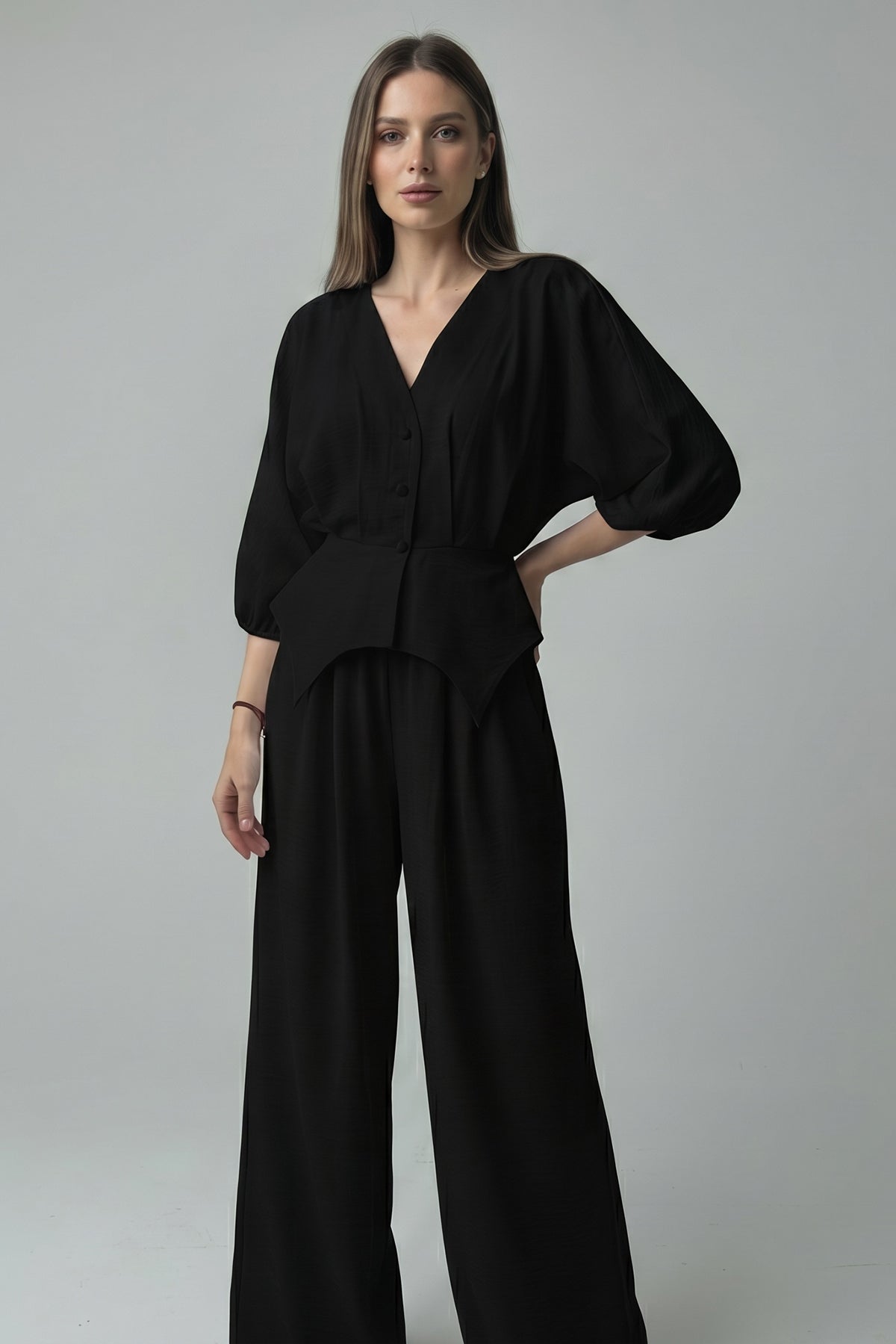 Set negru cu top structurat și pantaloni wide leg