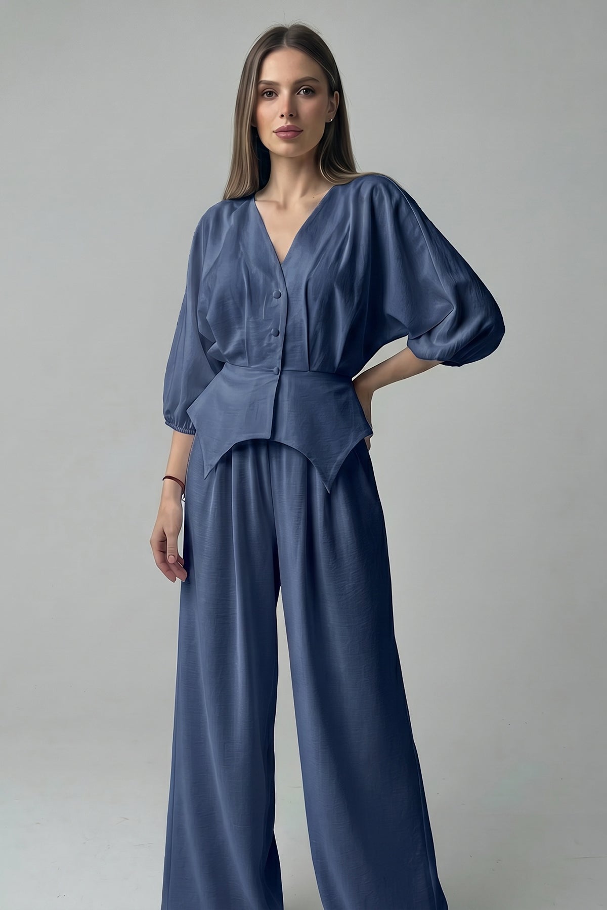 Set navy cu top structurat și pantaloni wide leg