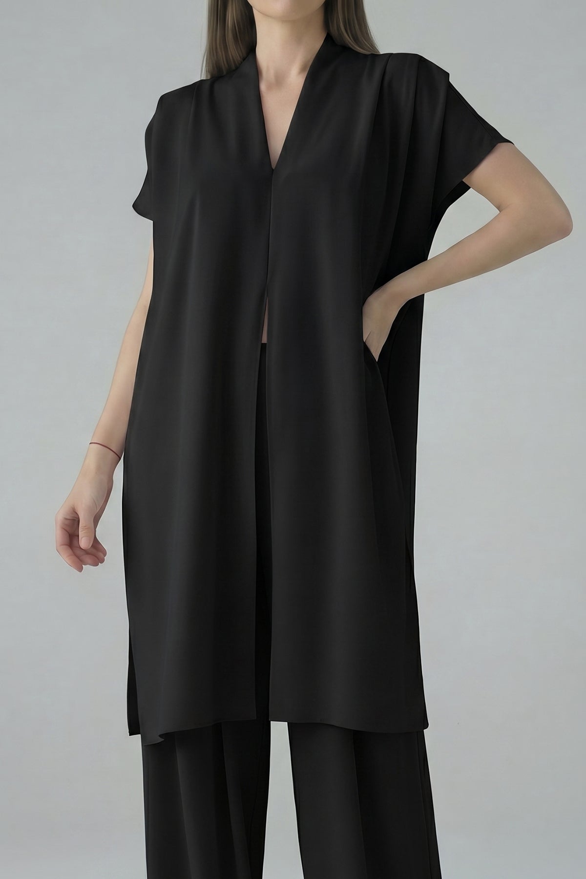 Set fluid negru cu top petrecut și pantaloni wide leg