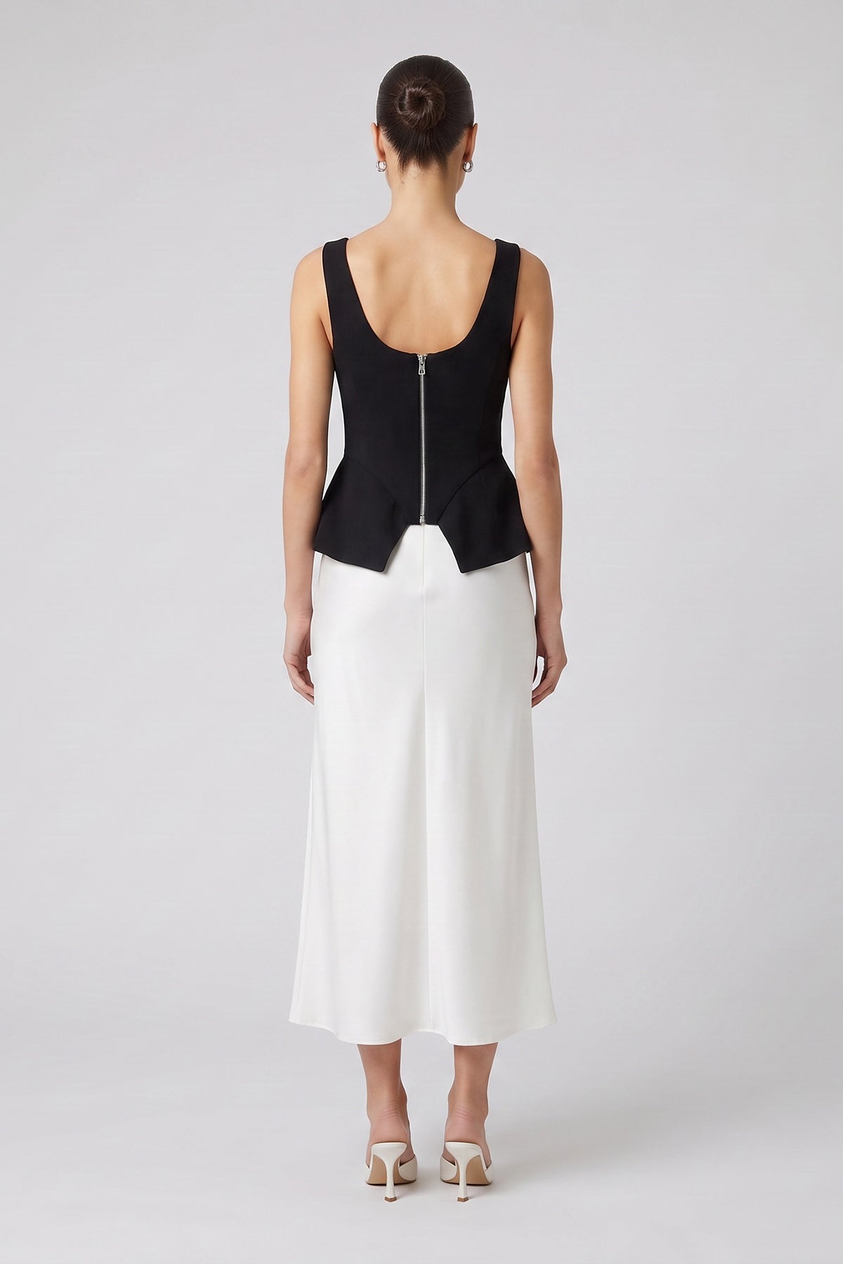 Set Black & White cu Corset și Fustă Midi