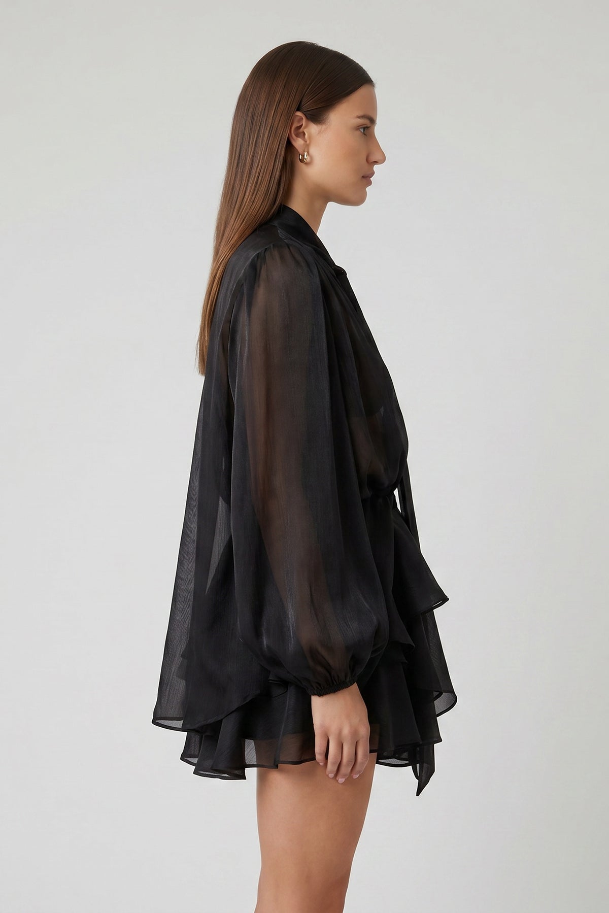 Black Shimmering Viscose Set with Scarf and Ruffled Skirt