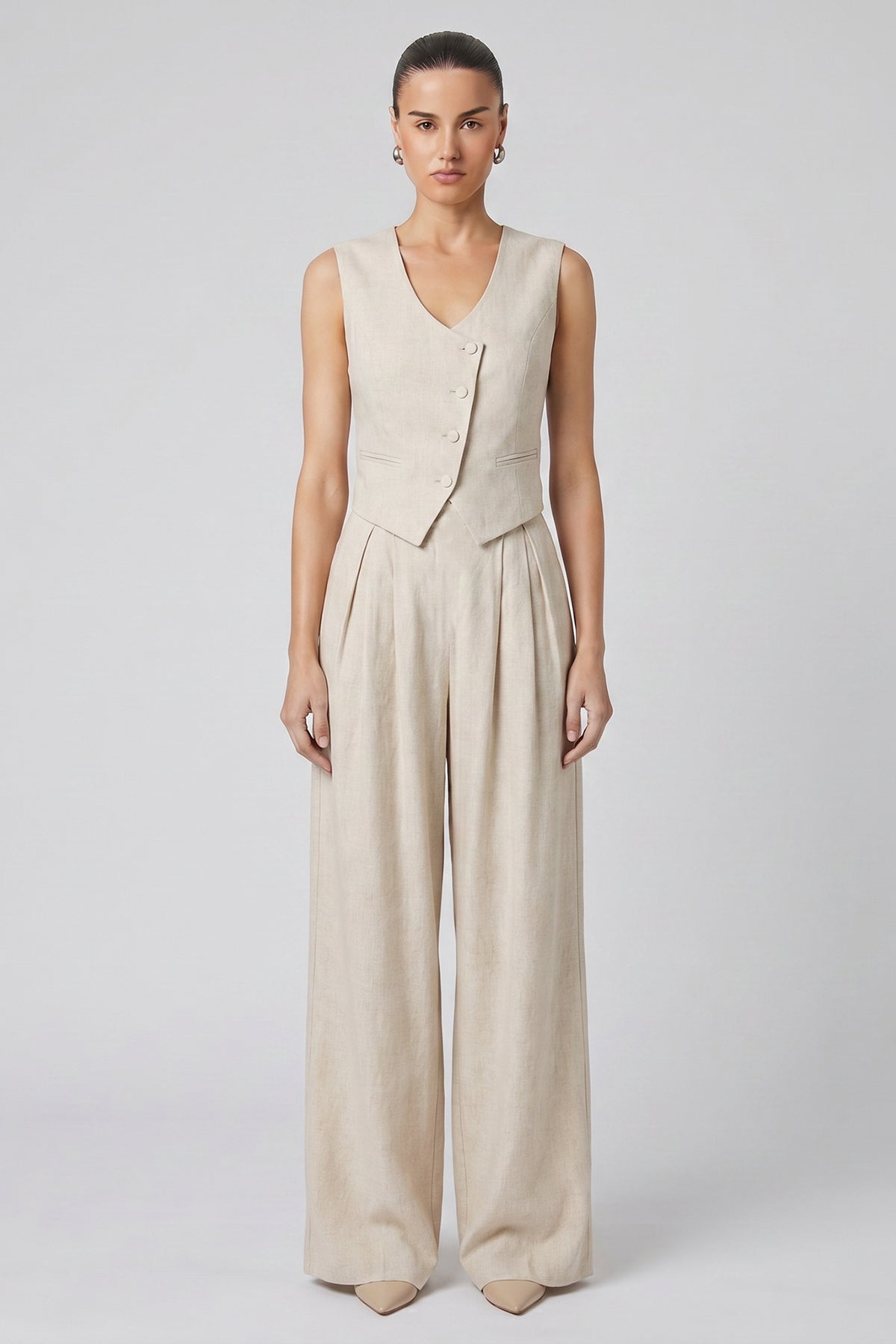 Set din in ivoire cu vestă cambrată și pantaloni wide-leg