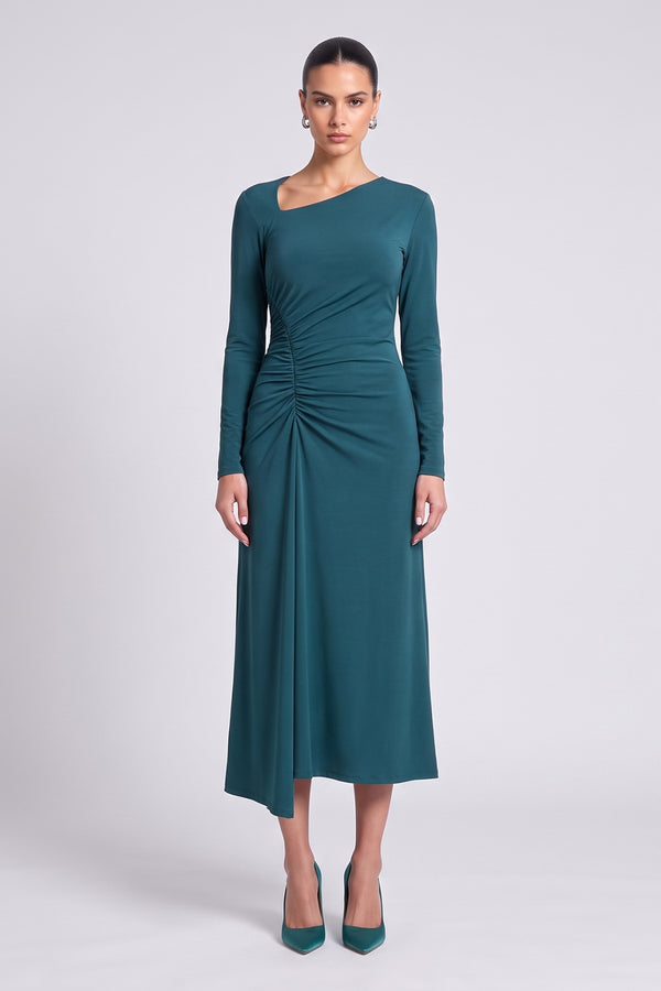 Rochie midi turcoaz cu decolteu asimetric și drapaj lateral