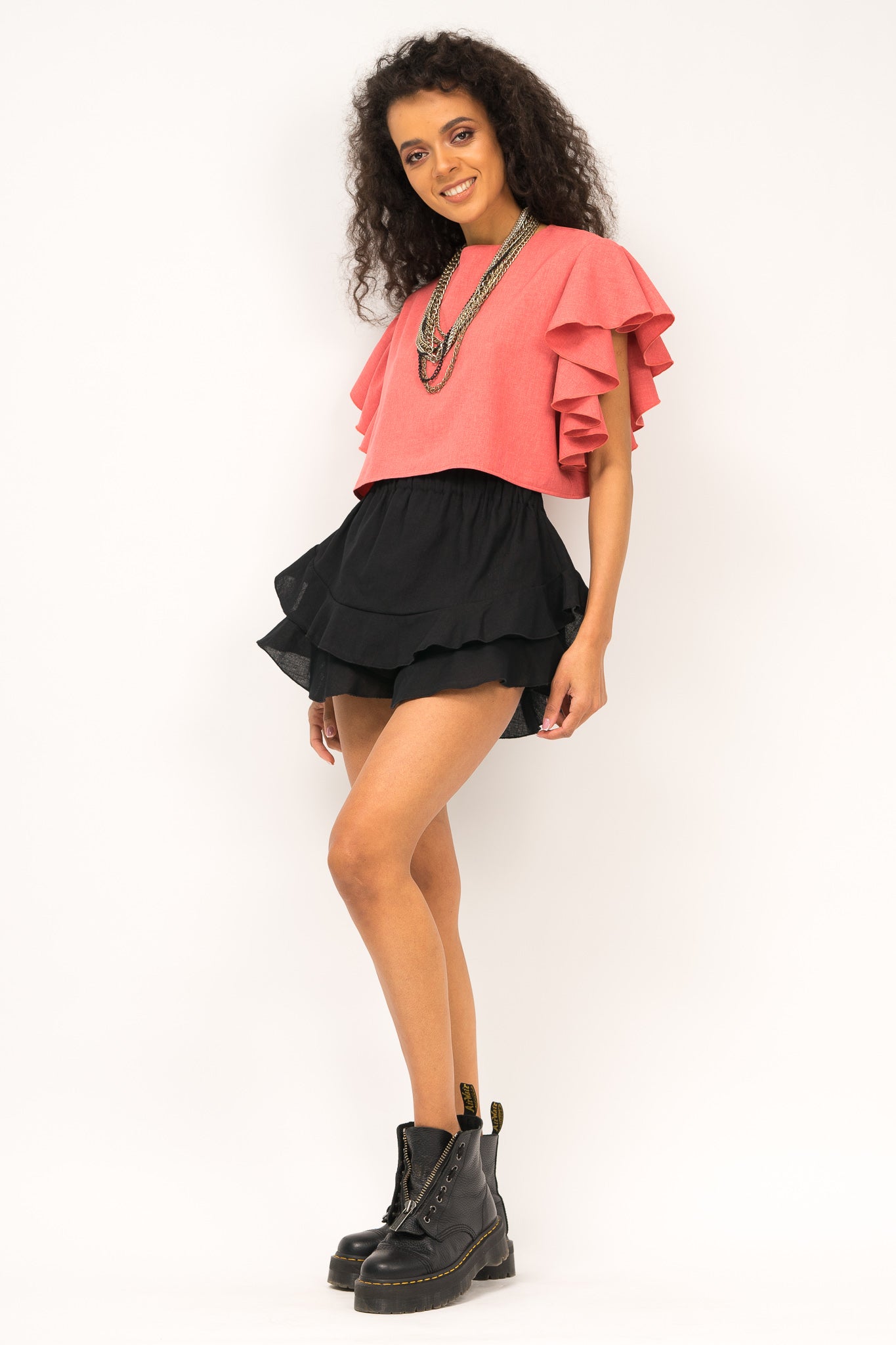 Skirt trousers with layers