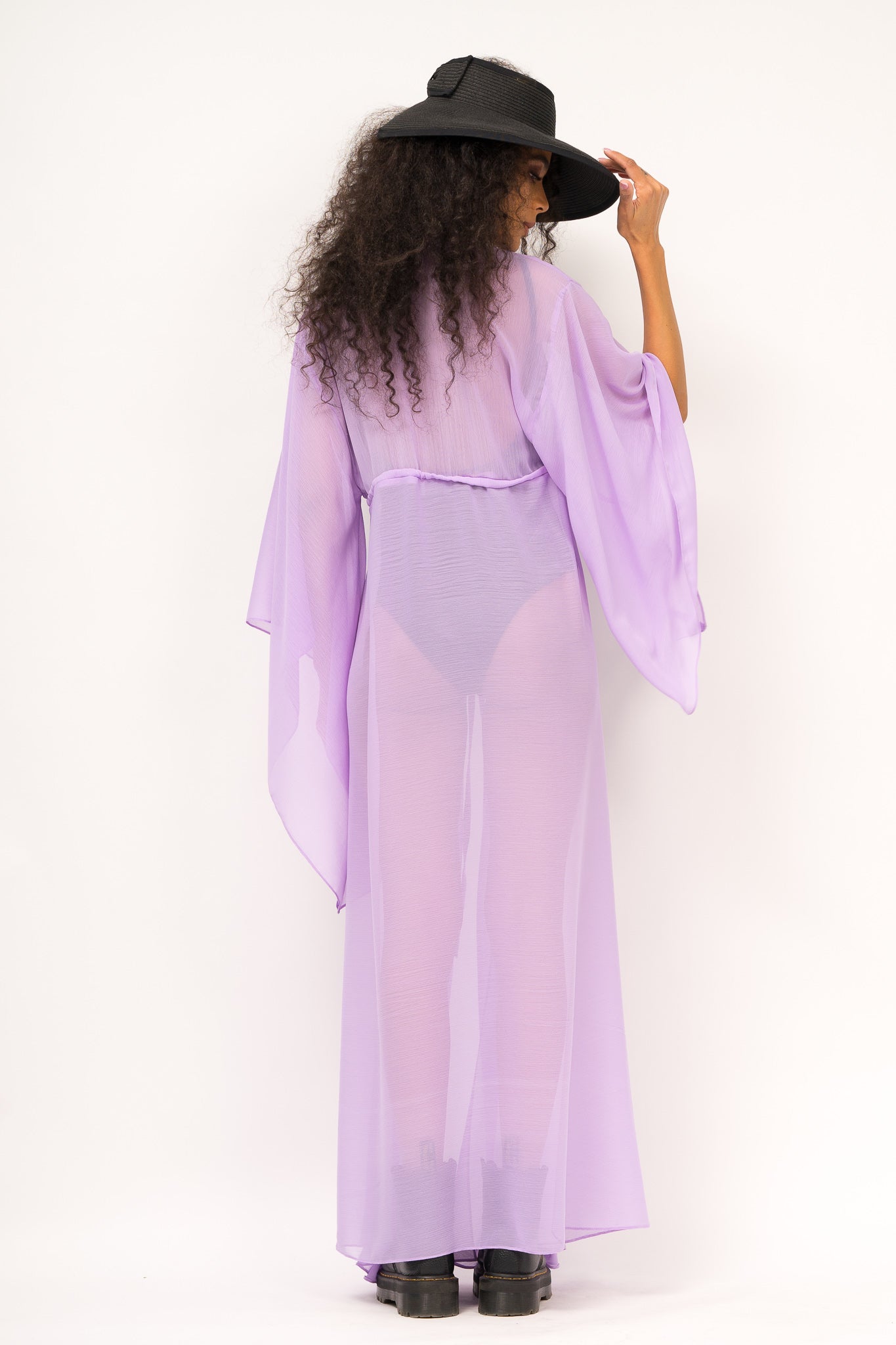 Caftan cu croi drept si inchidere in fata