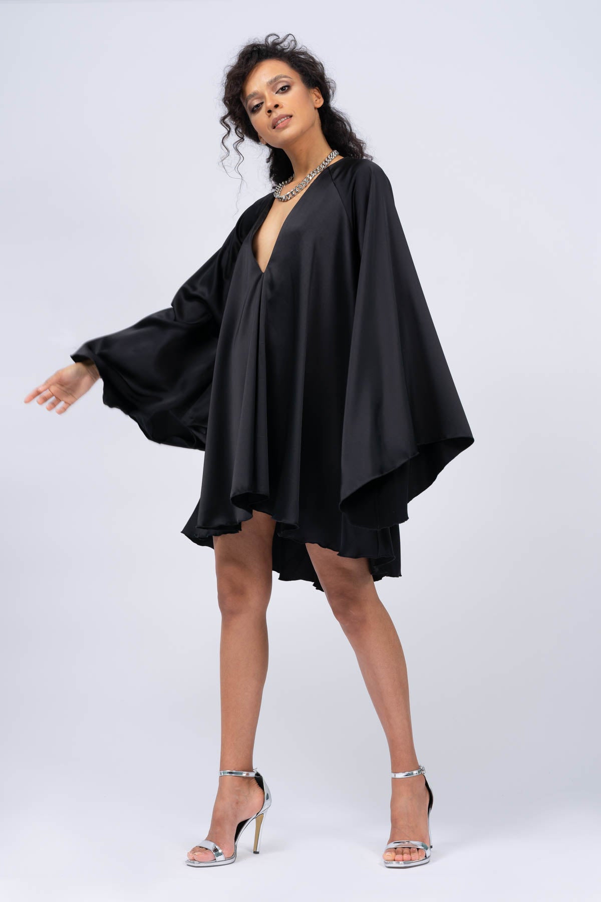 Black Backless Fluid Dress