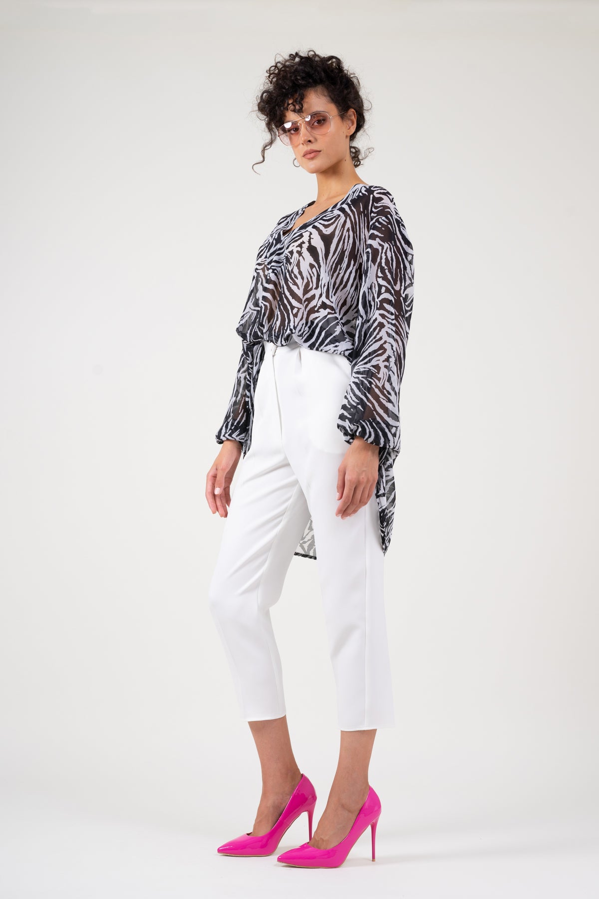 White slim fit trousers