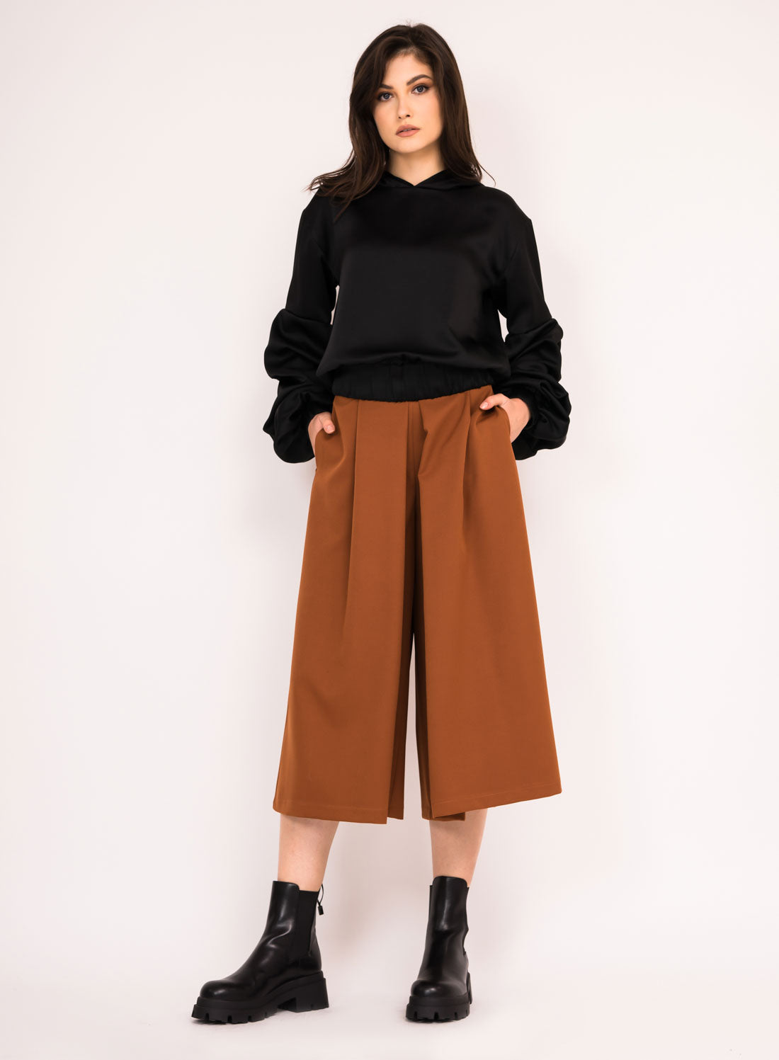 Fusta pantalon cu buzunare