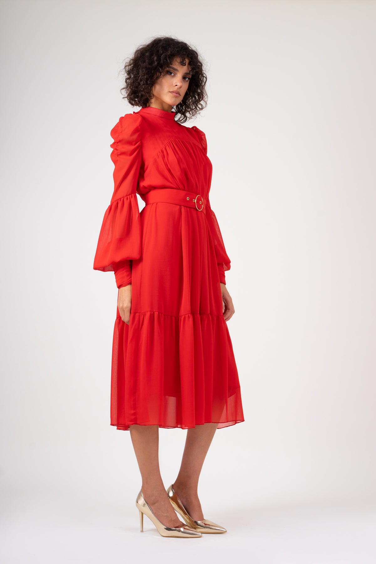 Rochie midi cu maneci bufante din voal rosu