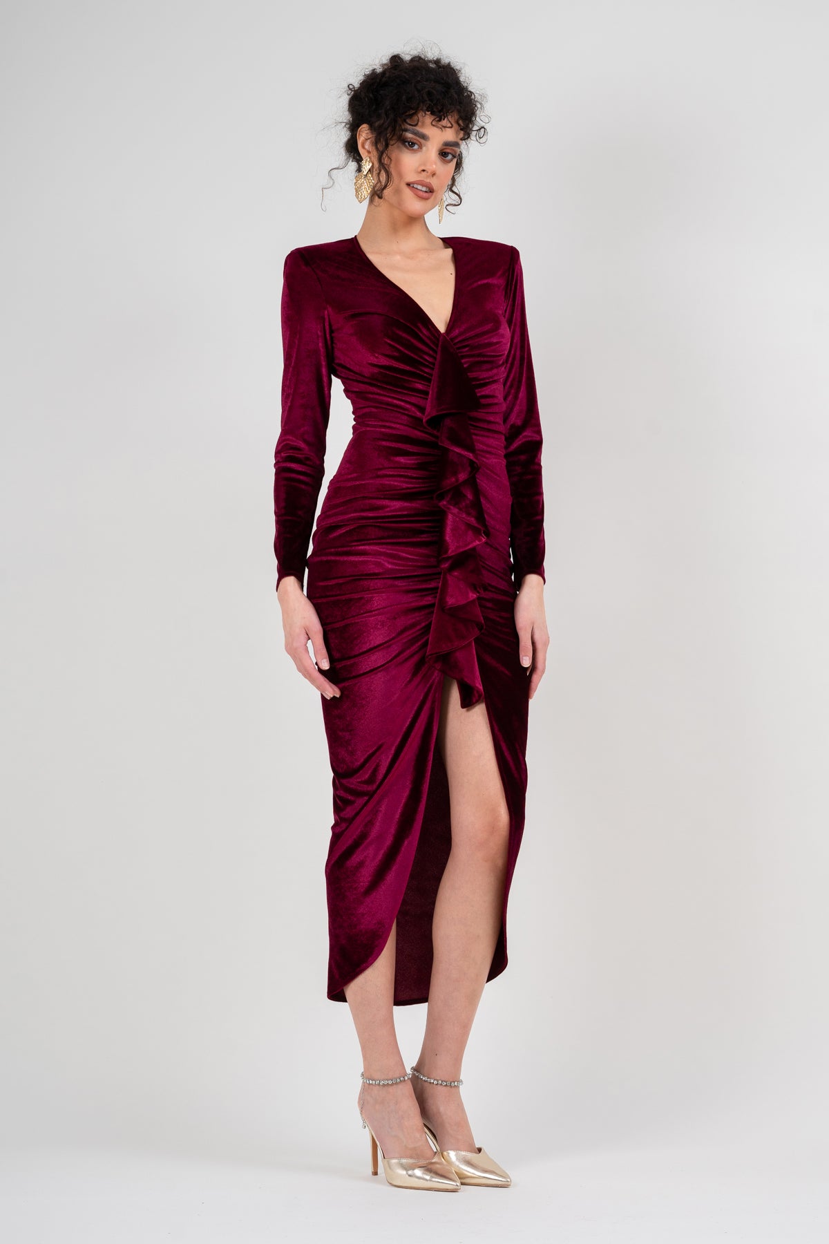 Rochie din catifea burgundy cu volan