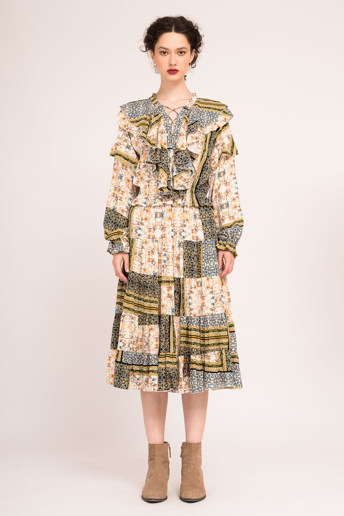 Rochie midi cu volane