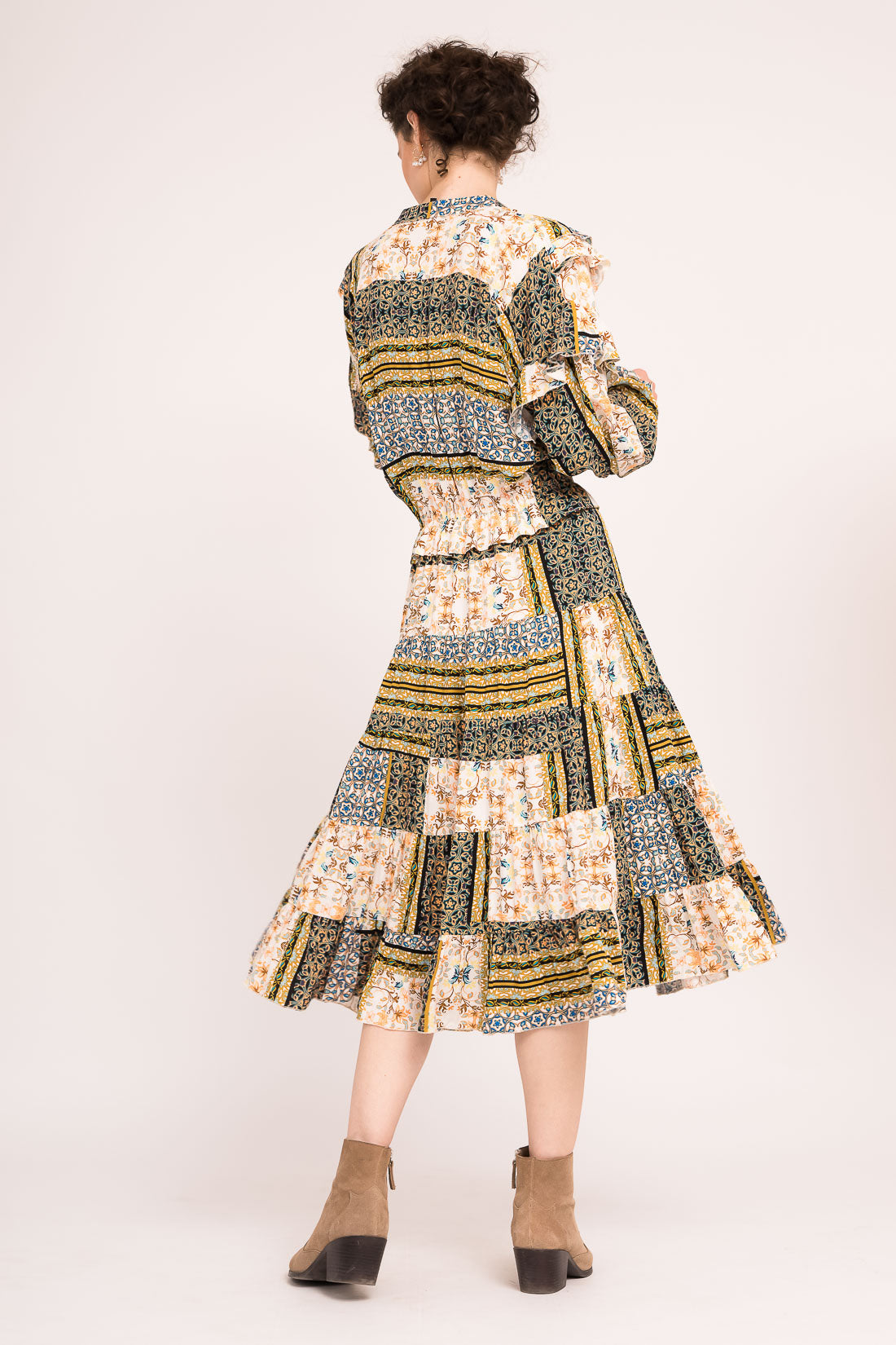 Rochie midi cu volane