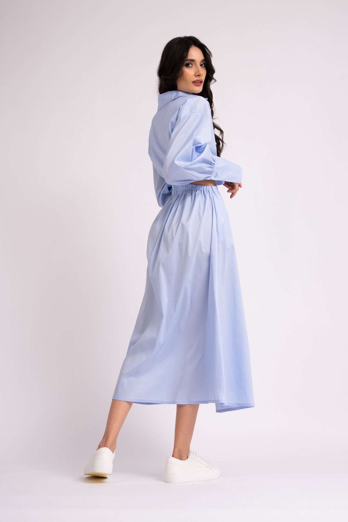 Rochie midi bleu tip camasa cu cut-out in zona taliei