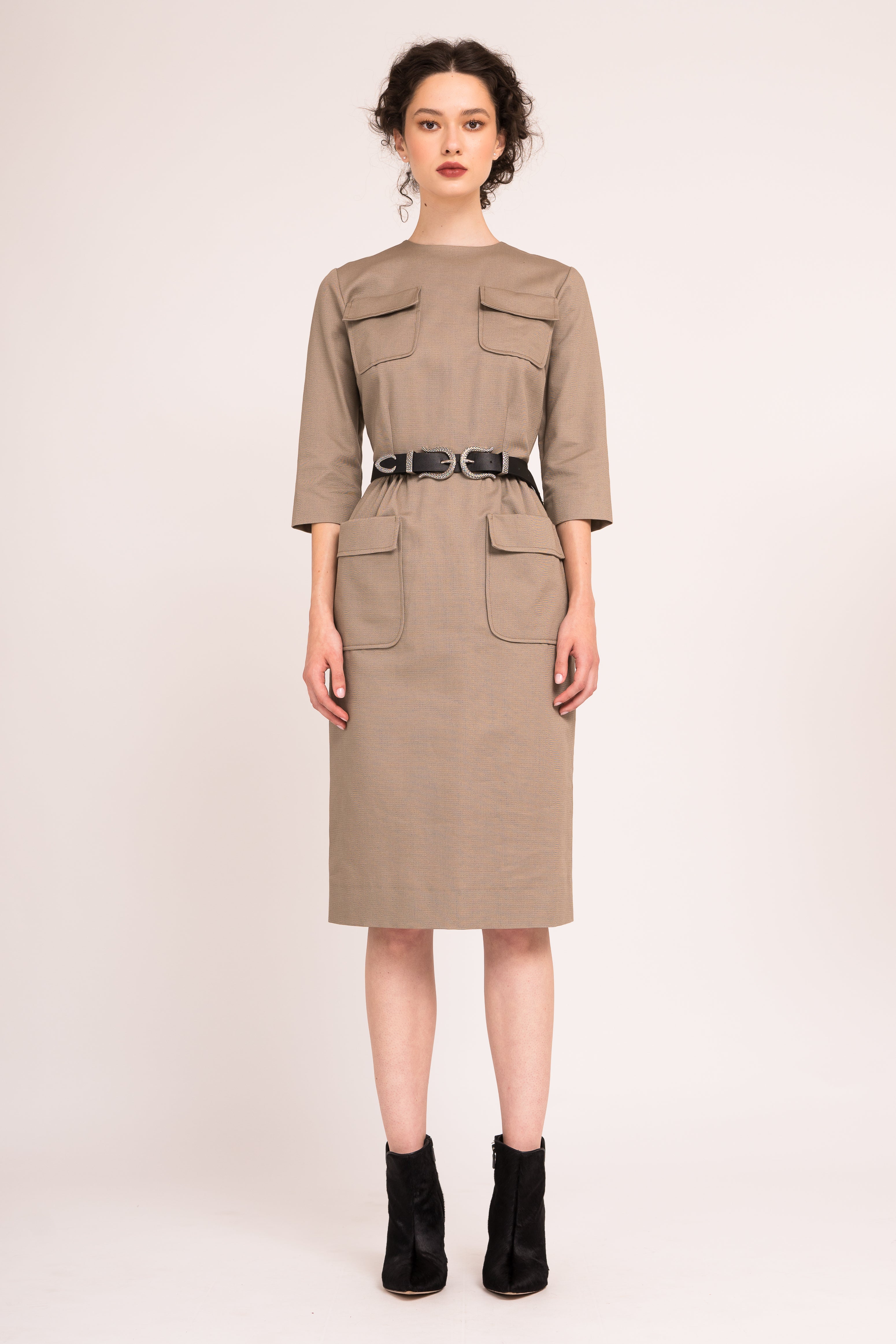 Rochie army cambrata cu buzunare aplicate