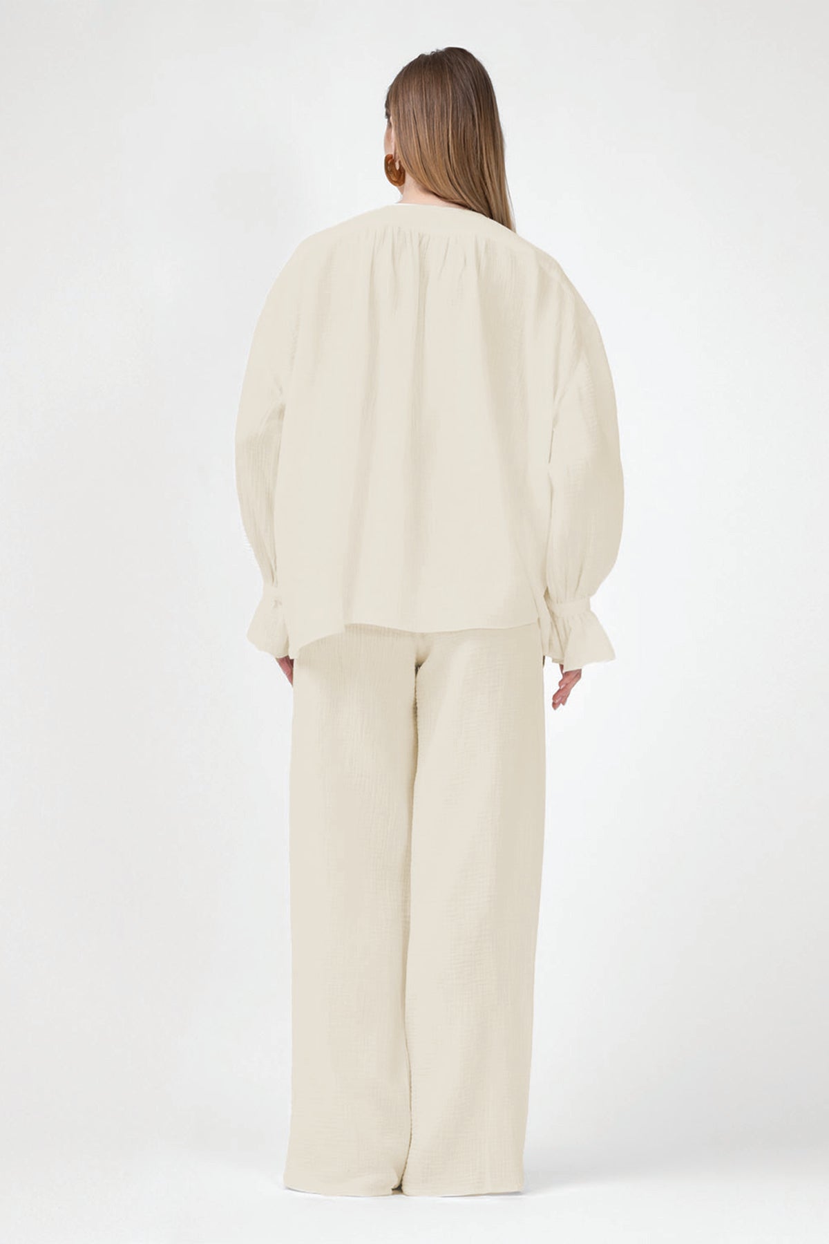 Beige Set With Blouse With Cuffs And Pants