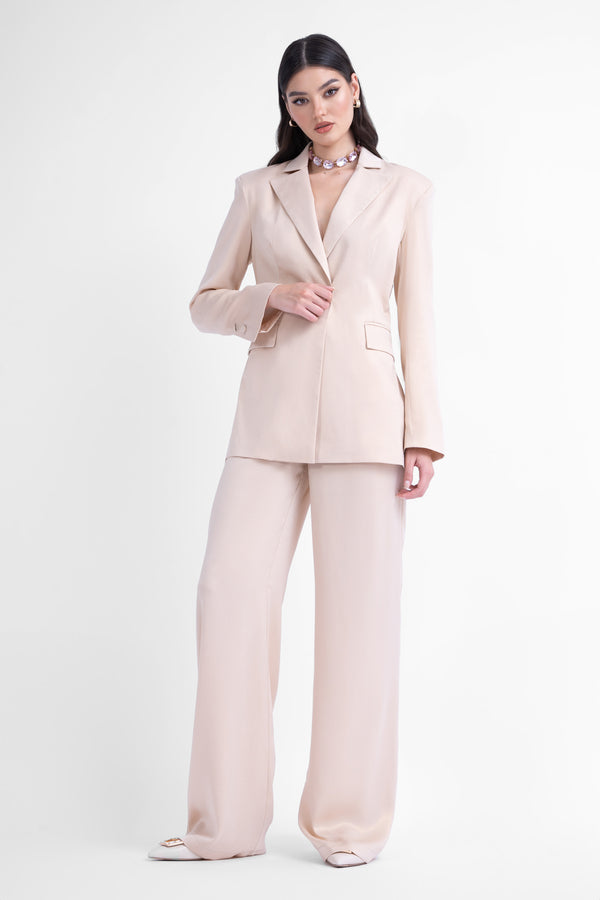 Ivoire shimmery suit with slim fit blazer and wide leg trousers