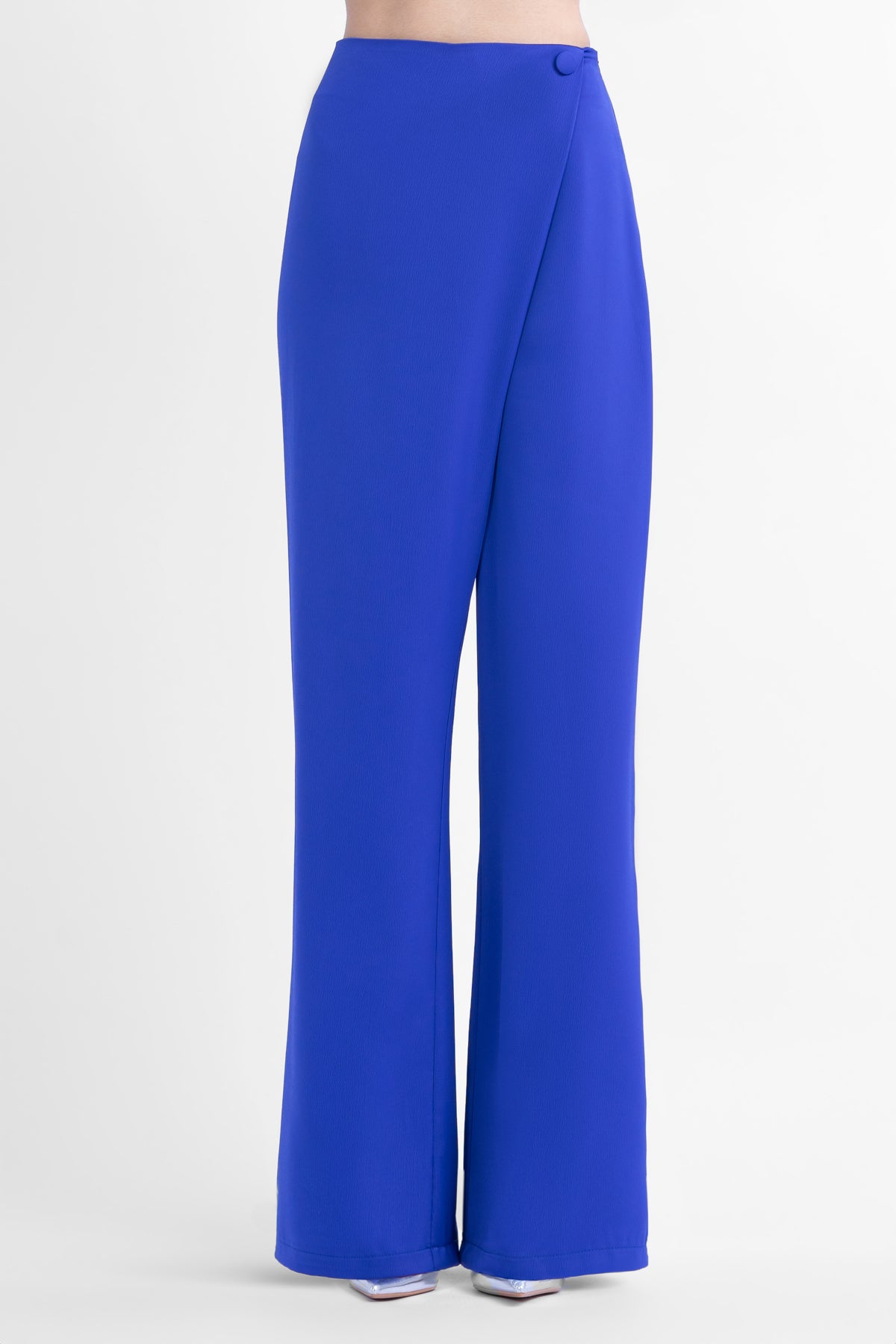 Electric blue set with asymmetrical wide leg trousers with button