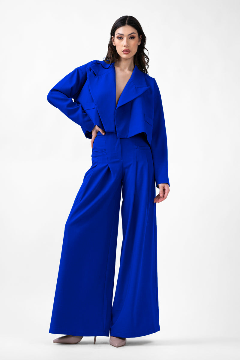 Electric Blue Suit With Cropped Blazer And Trousers With Pockets