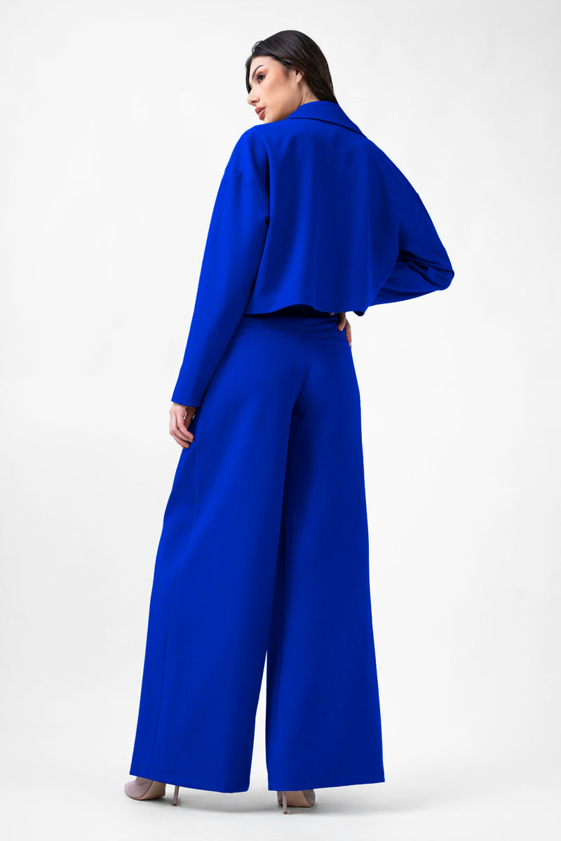 Electric Blue Suit With Cropped Blazer And Trousers With Pockets