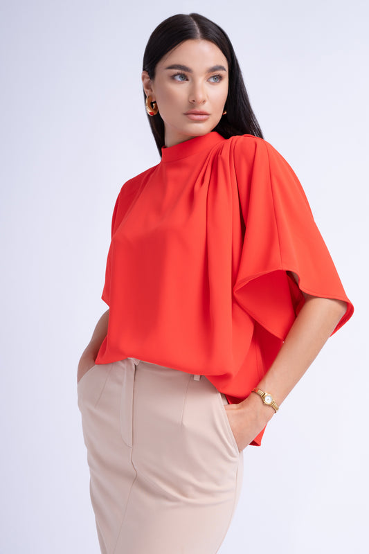 Blouse rouge évasée